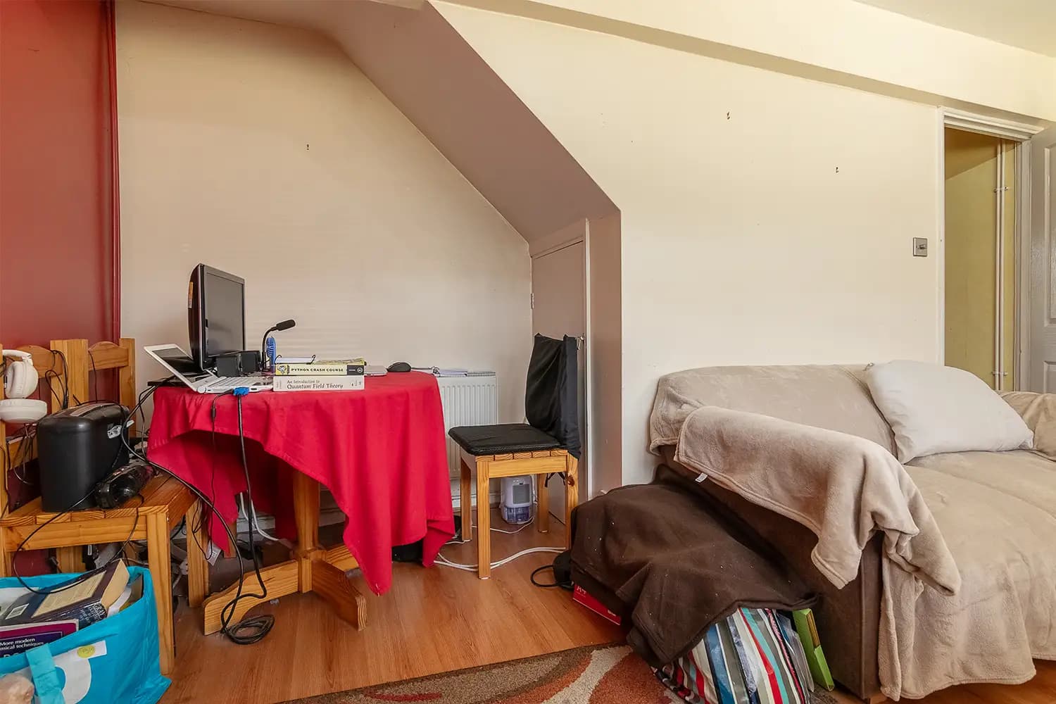 property photo 4 of 34