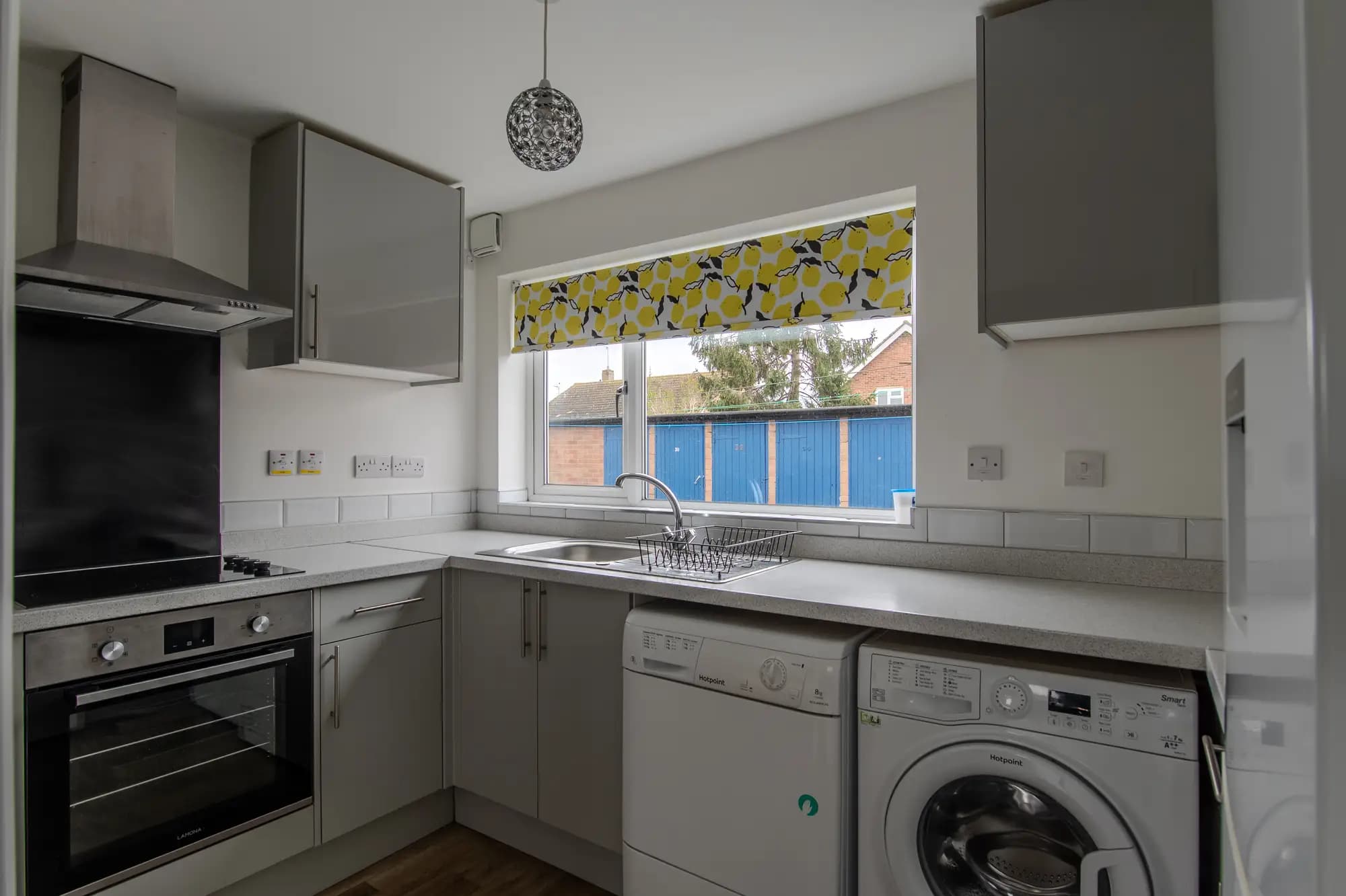 property photo 4 of 19