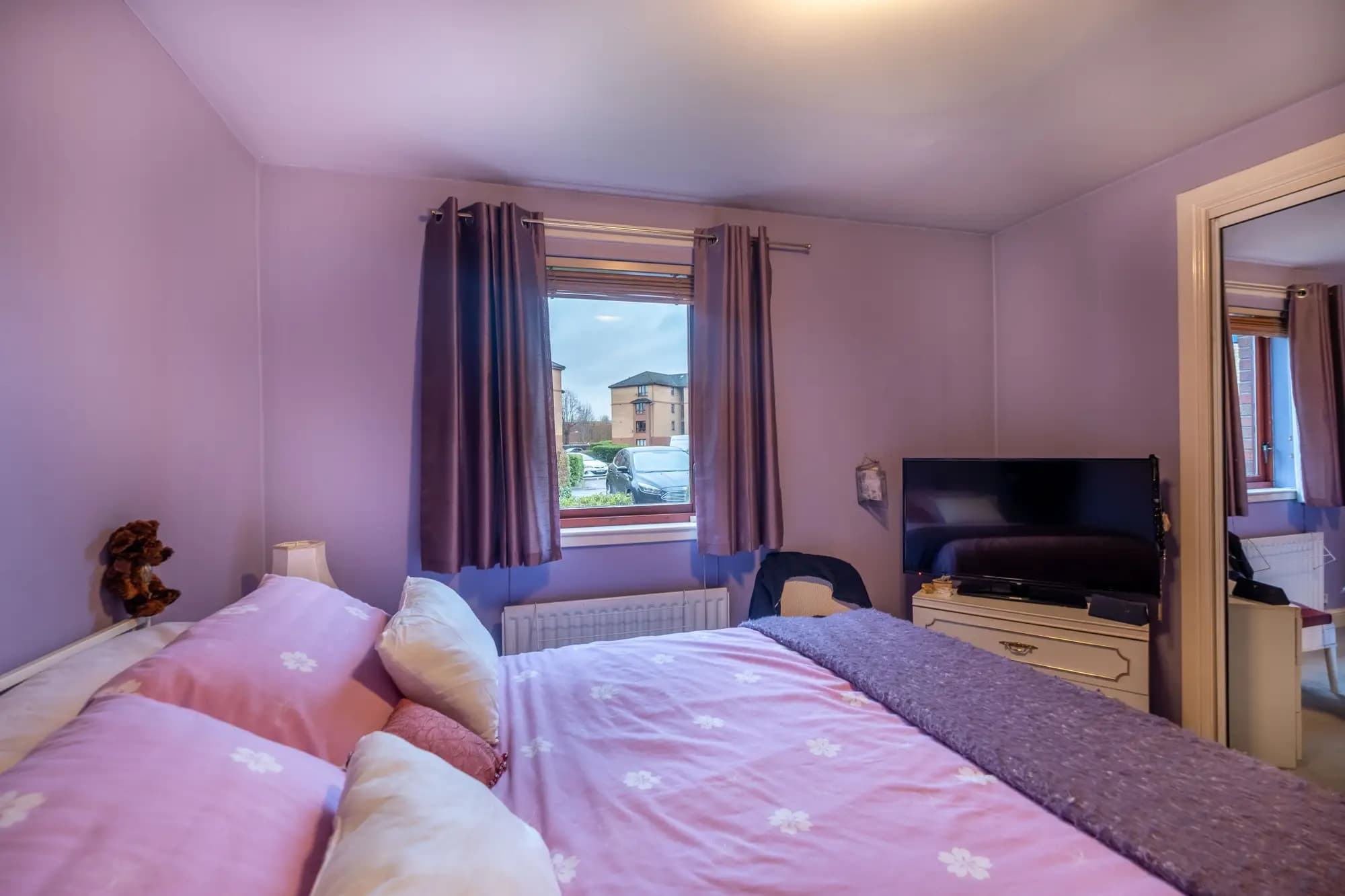 property photo 17 of 34