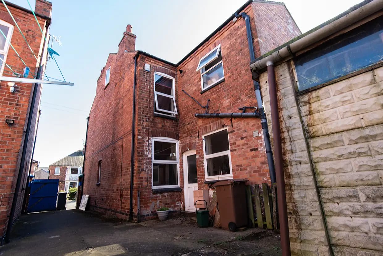 property photo 20 of 21