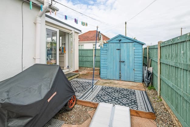 property photo 15 of 16