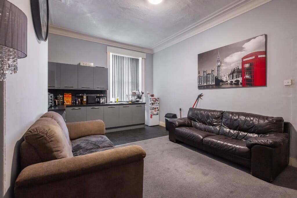 property photo 2 of 40