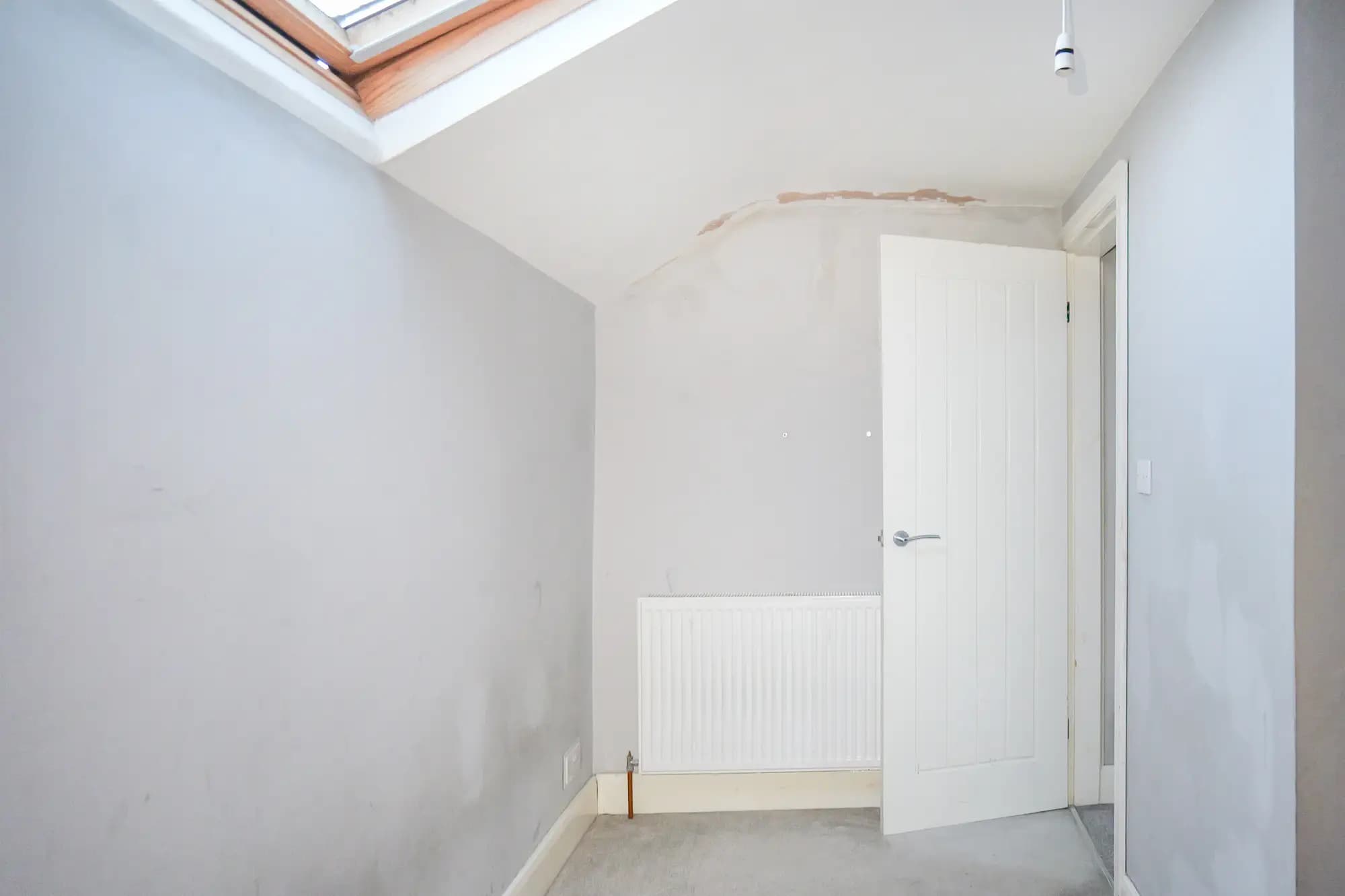 property photo 13 of 34