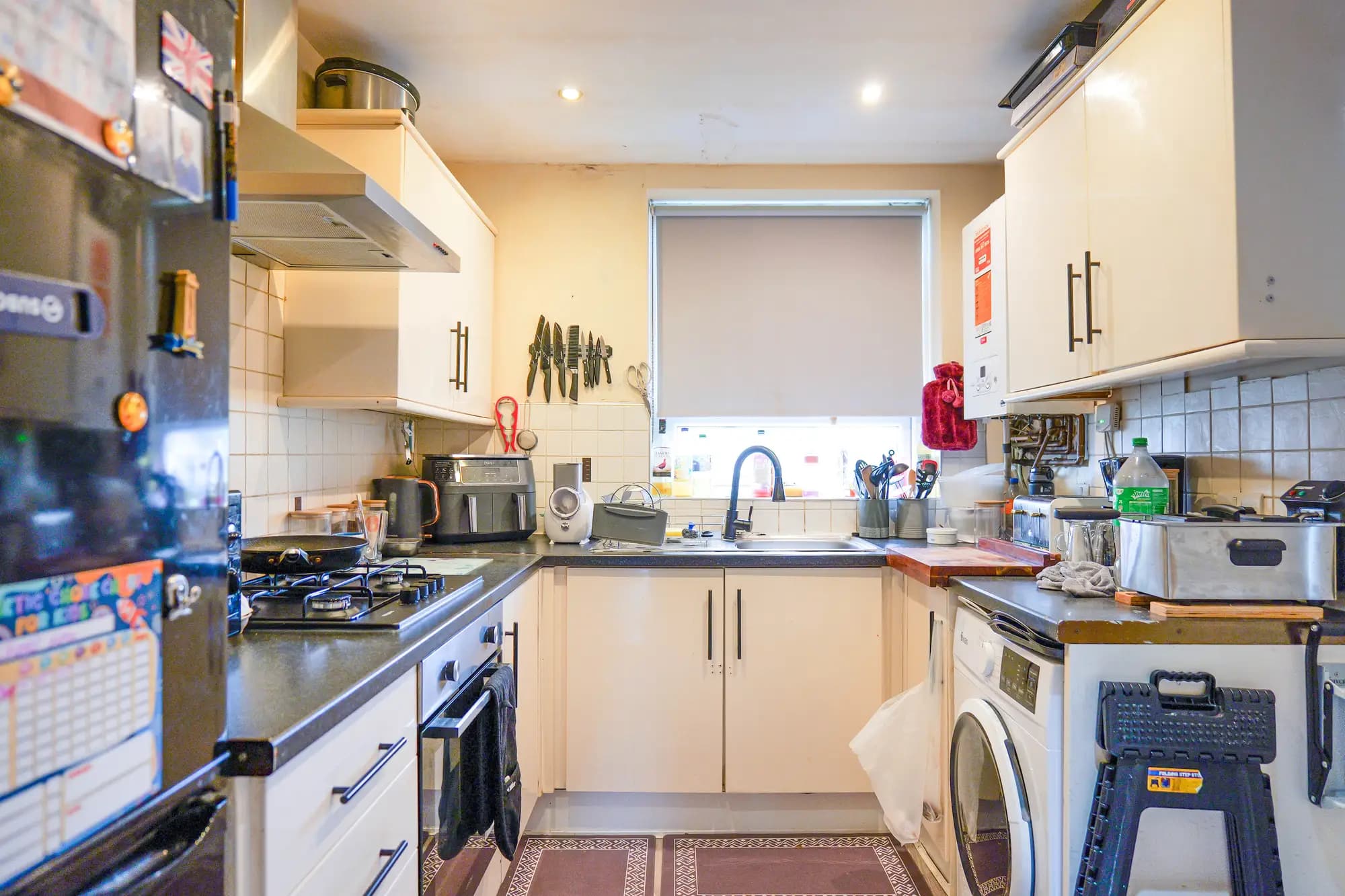 property photo 4 of 27