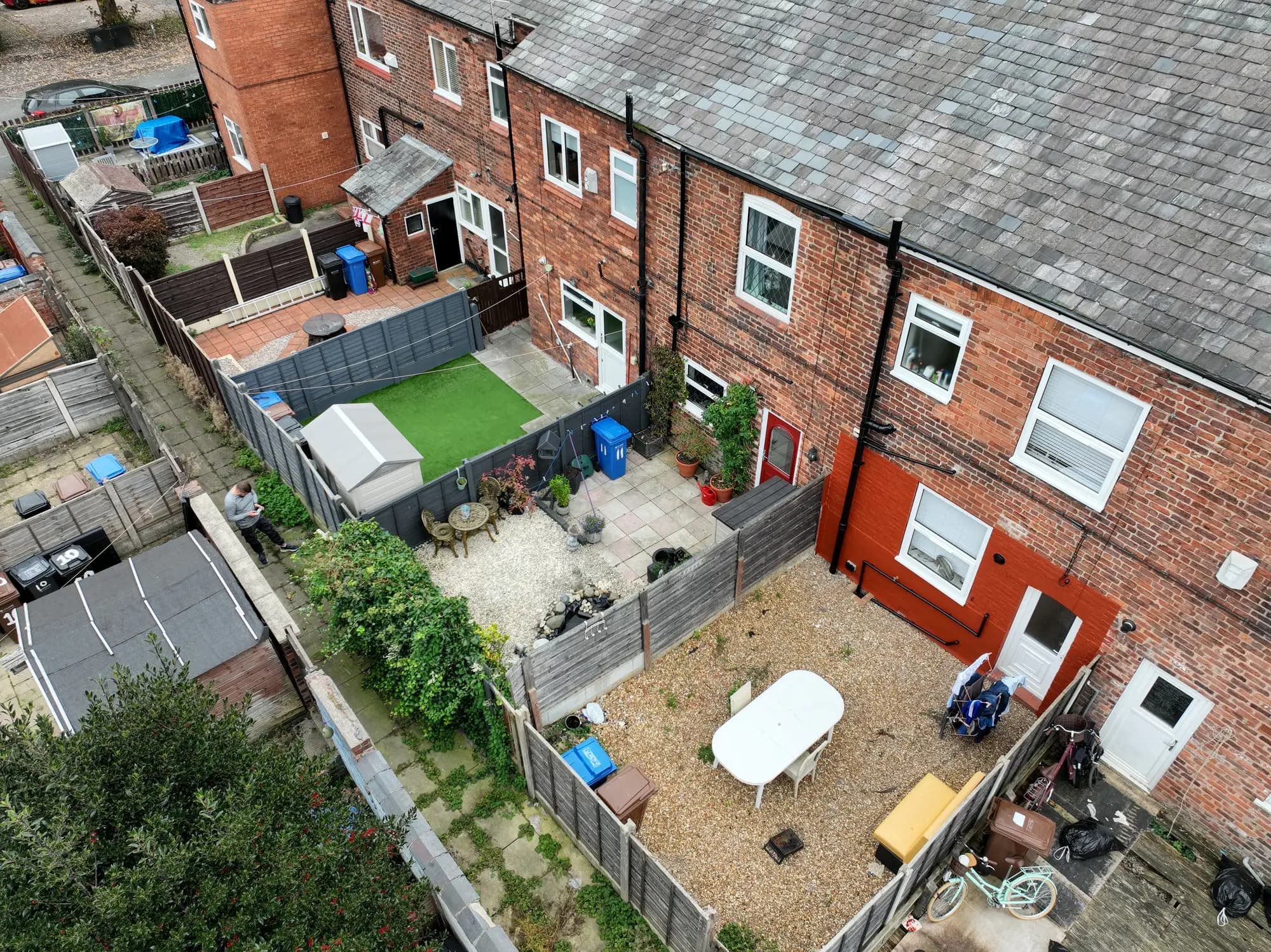 property photo 29 of 32