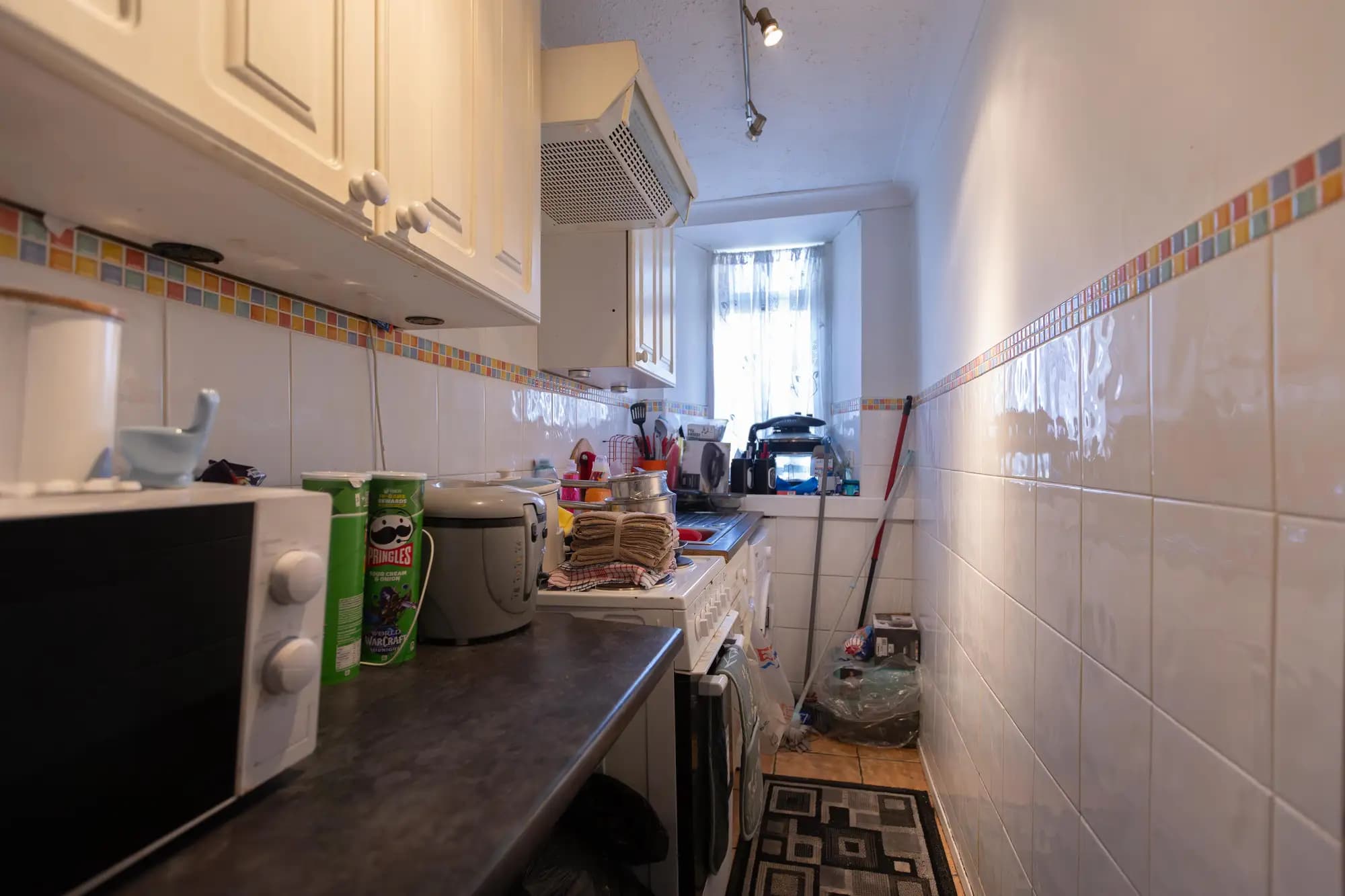 property photo 8 of 18