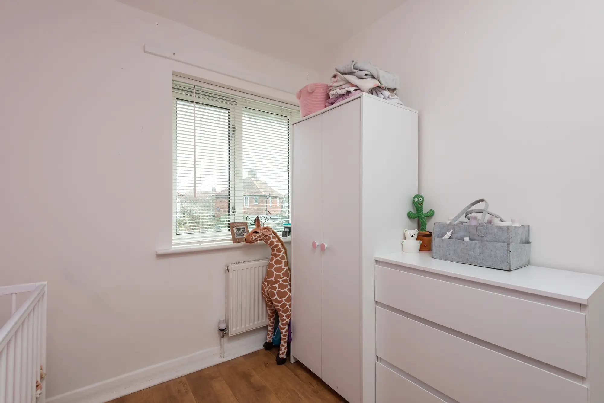 property photo 14 of 27