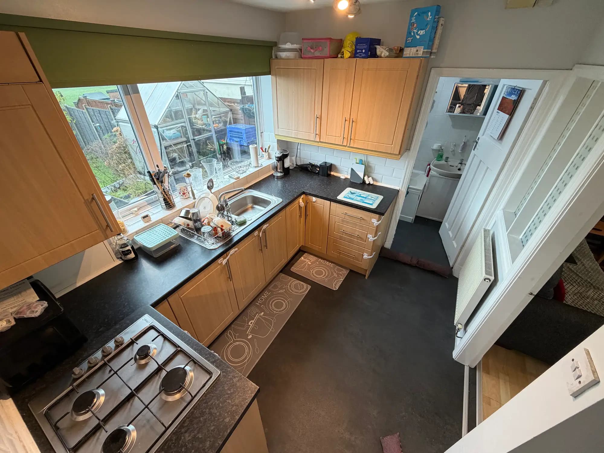 property photo 5 of 18