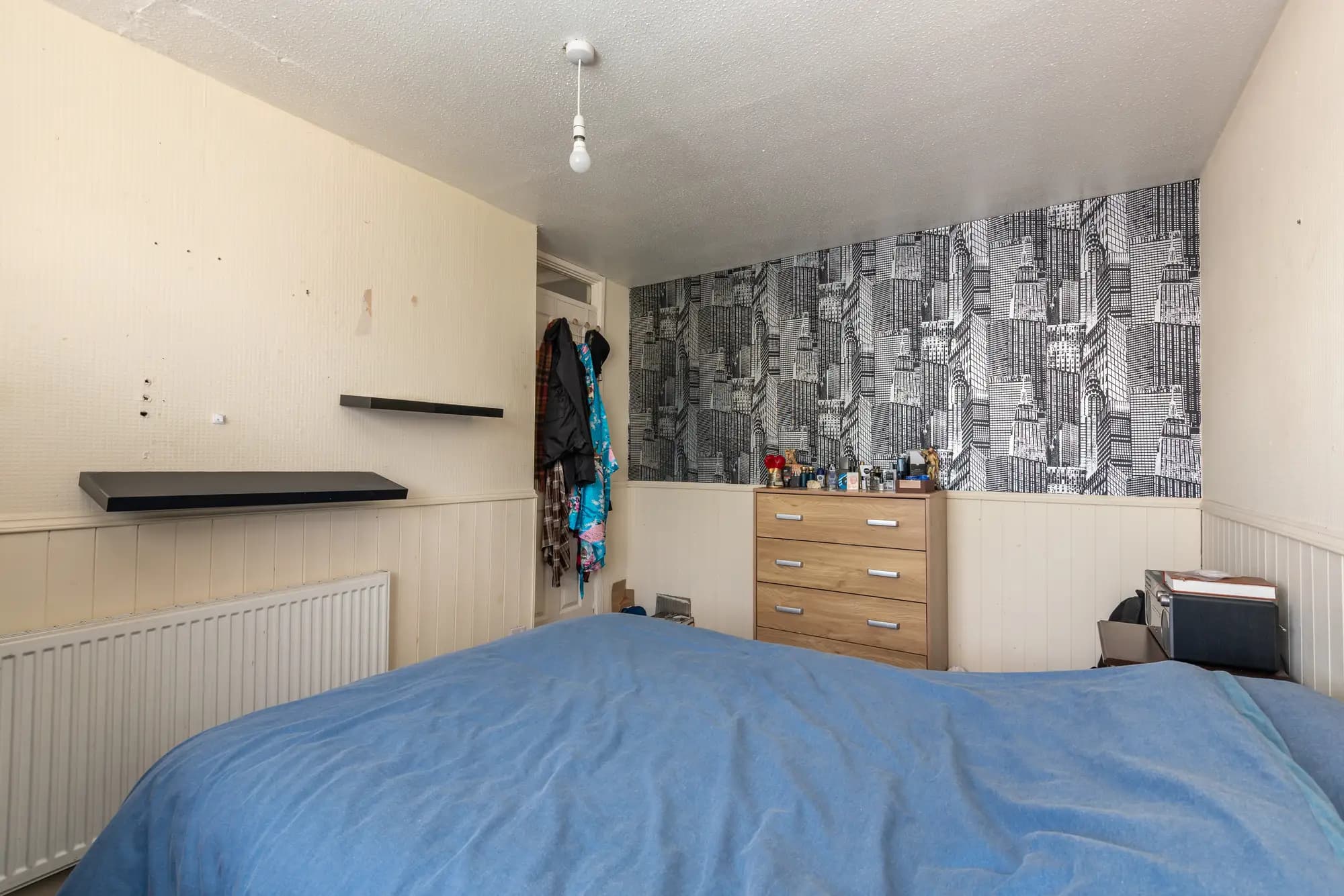 property photo 16 of 27