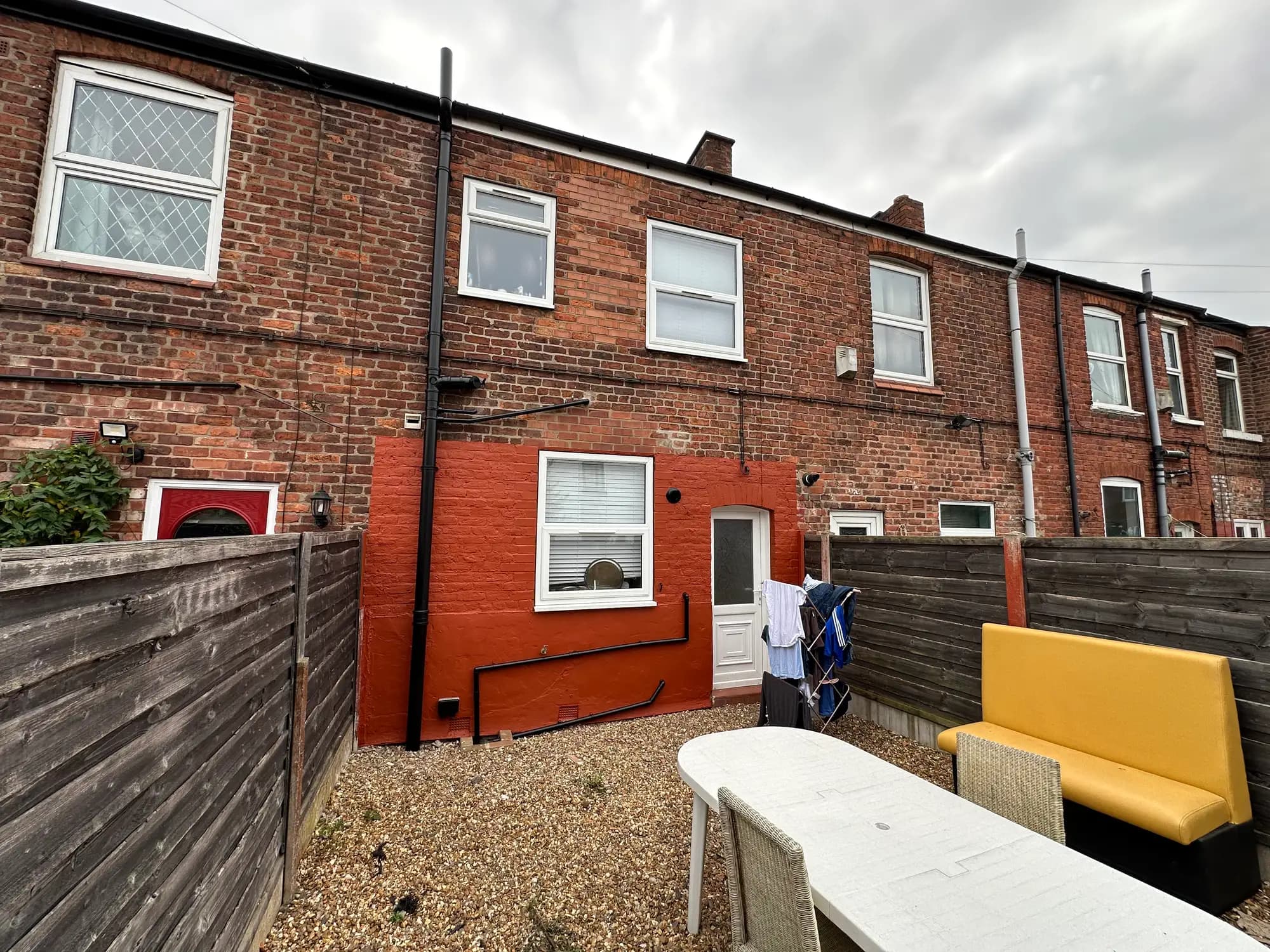 property photo 27 of 32