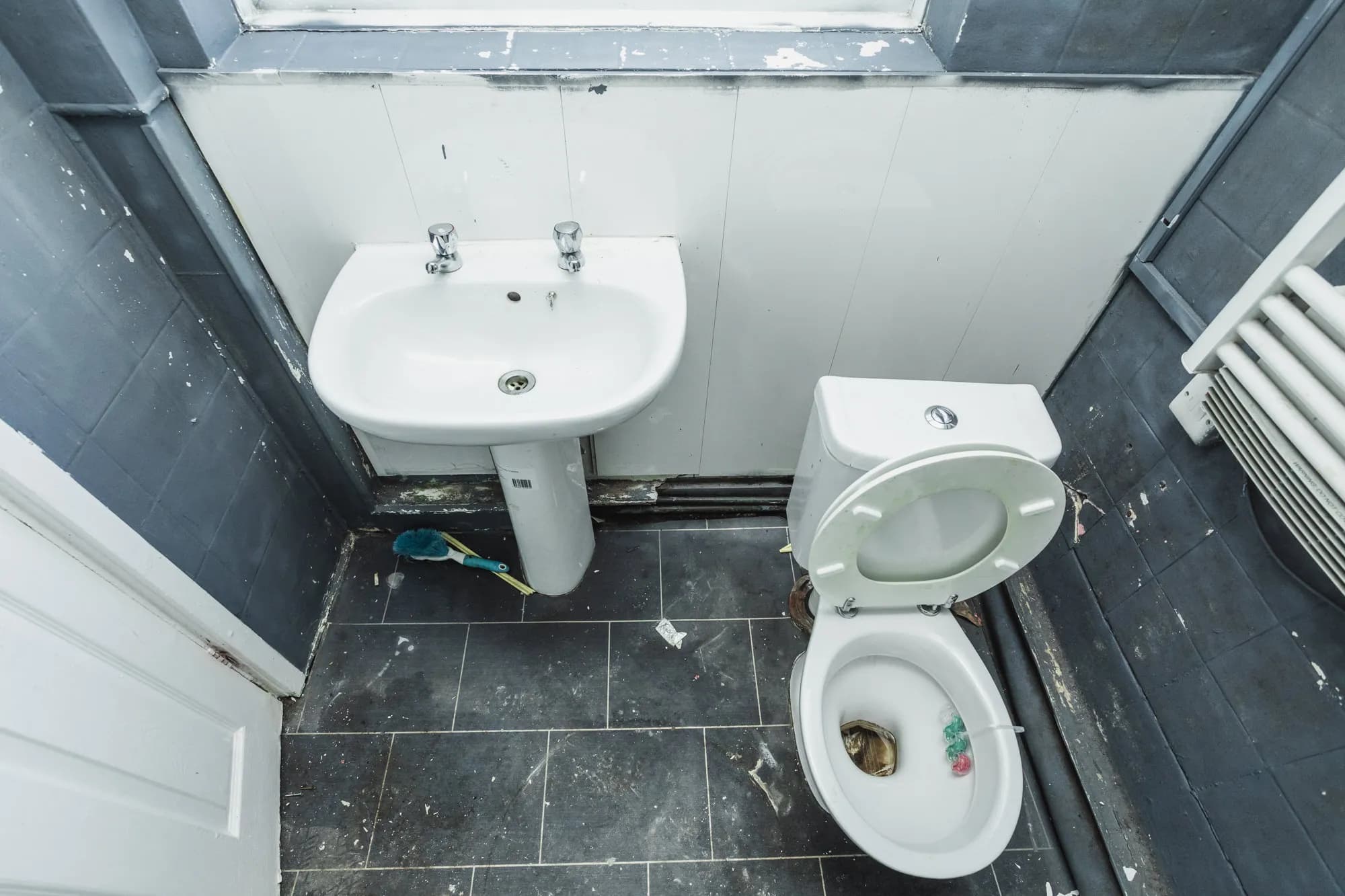 property photo 13 of 32