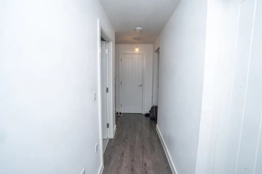 property photo 22 of 25