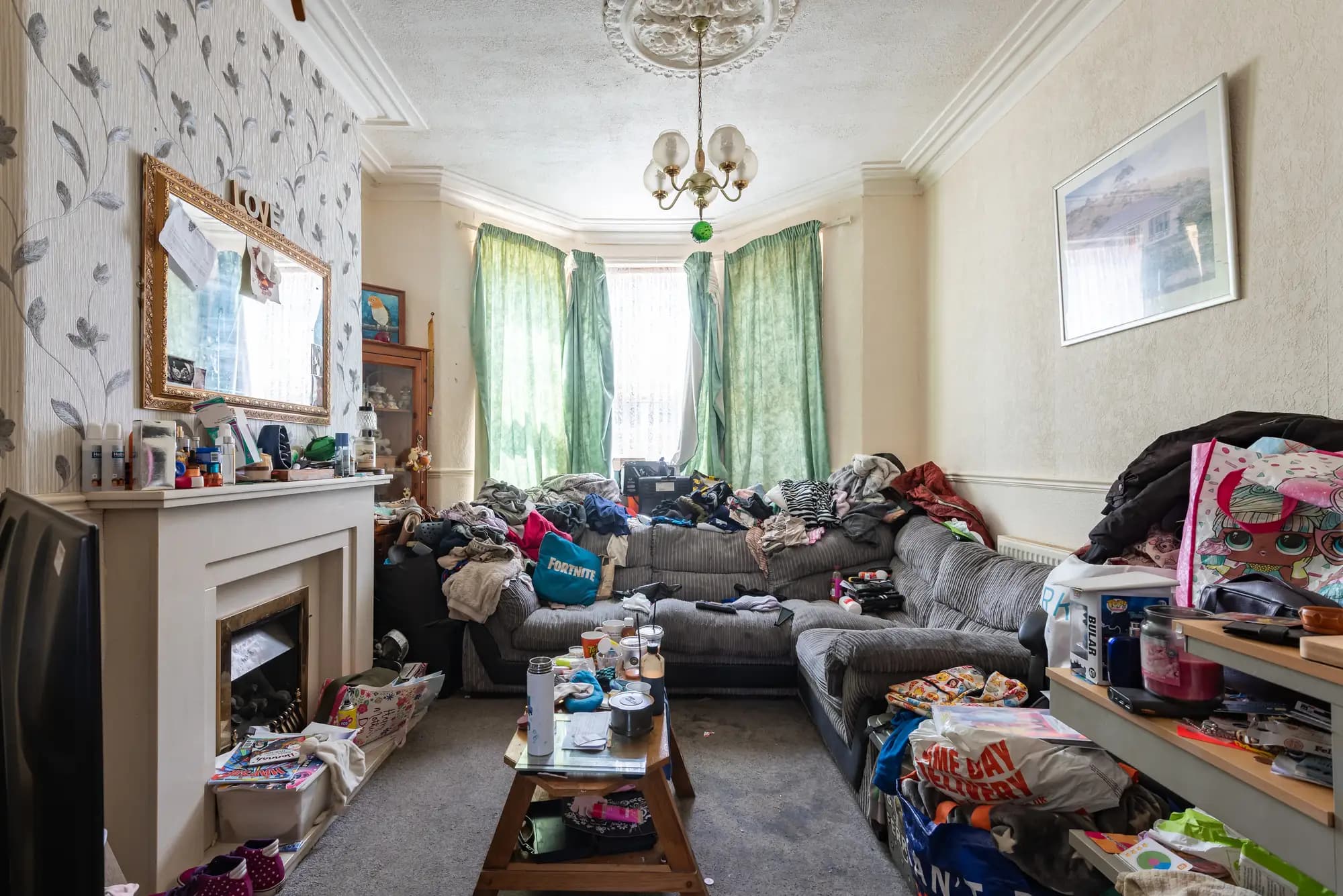 property photo 2 of 17