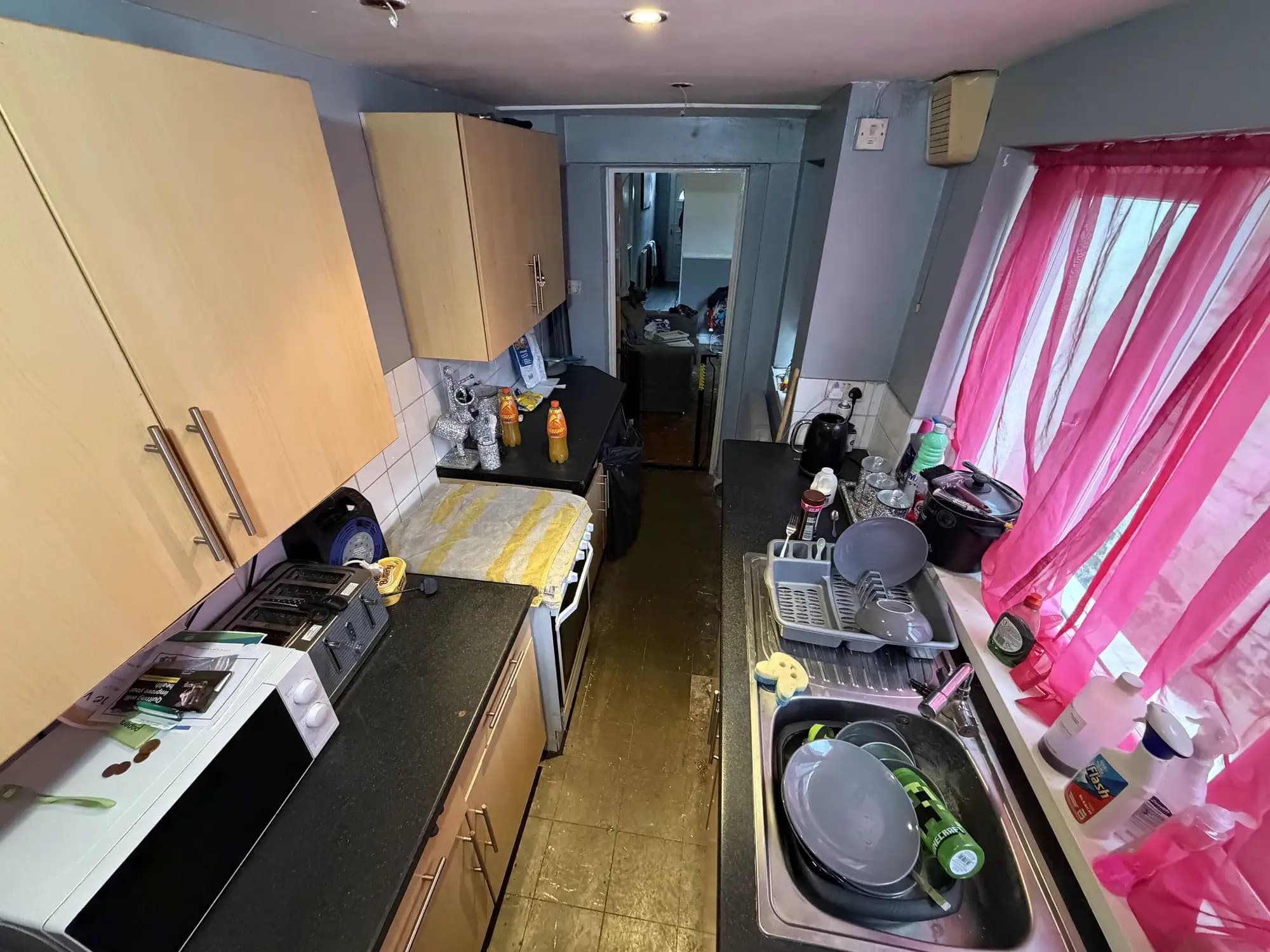 property photo 6 of 18