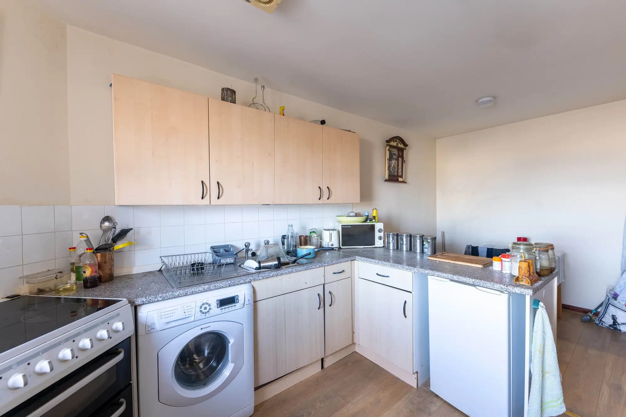 property photo 10 of 30