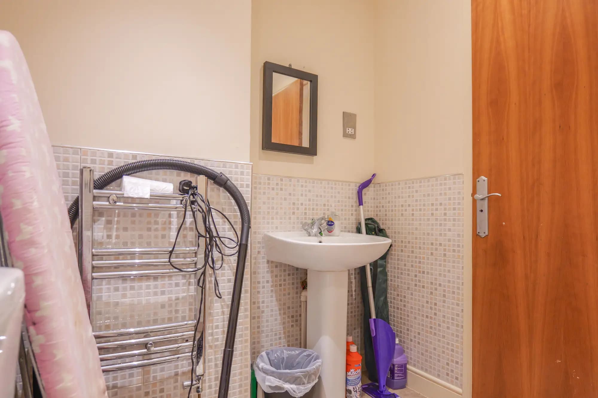 property photo 8 of 29