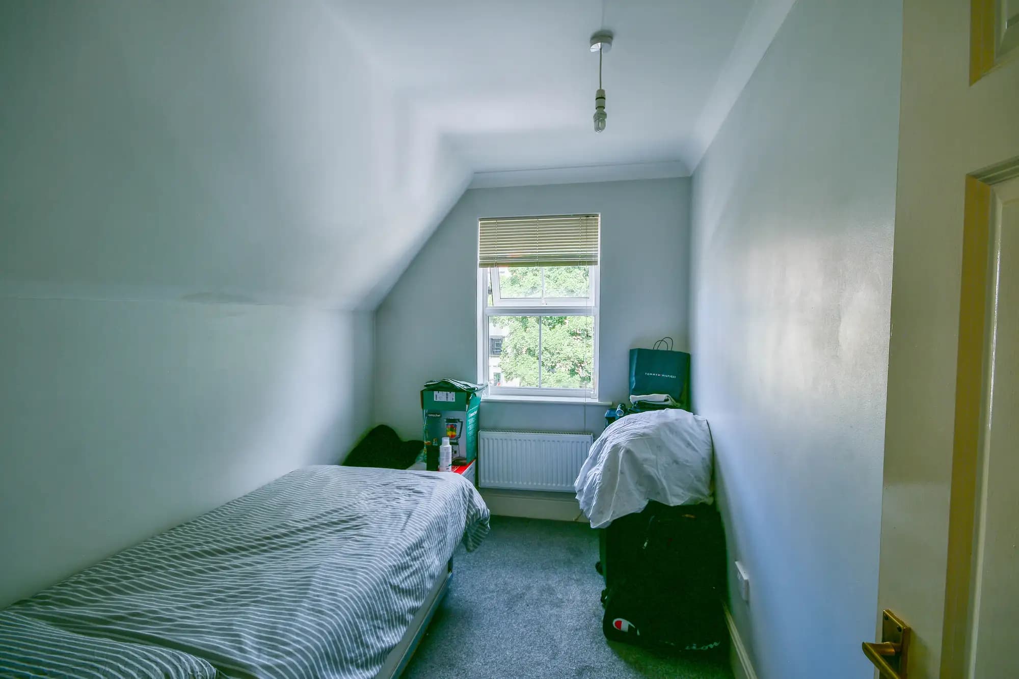 property photo 11 of 15