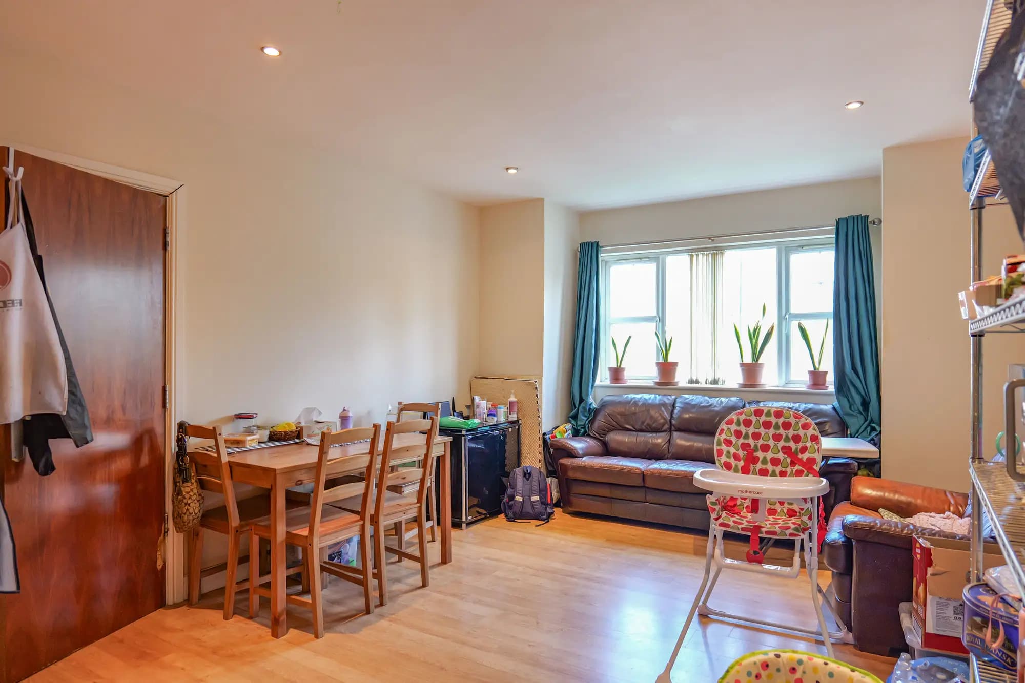 property photo 4 of 29