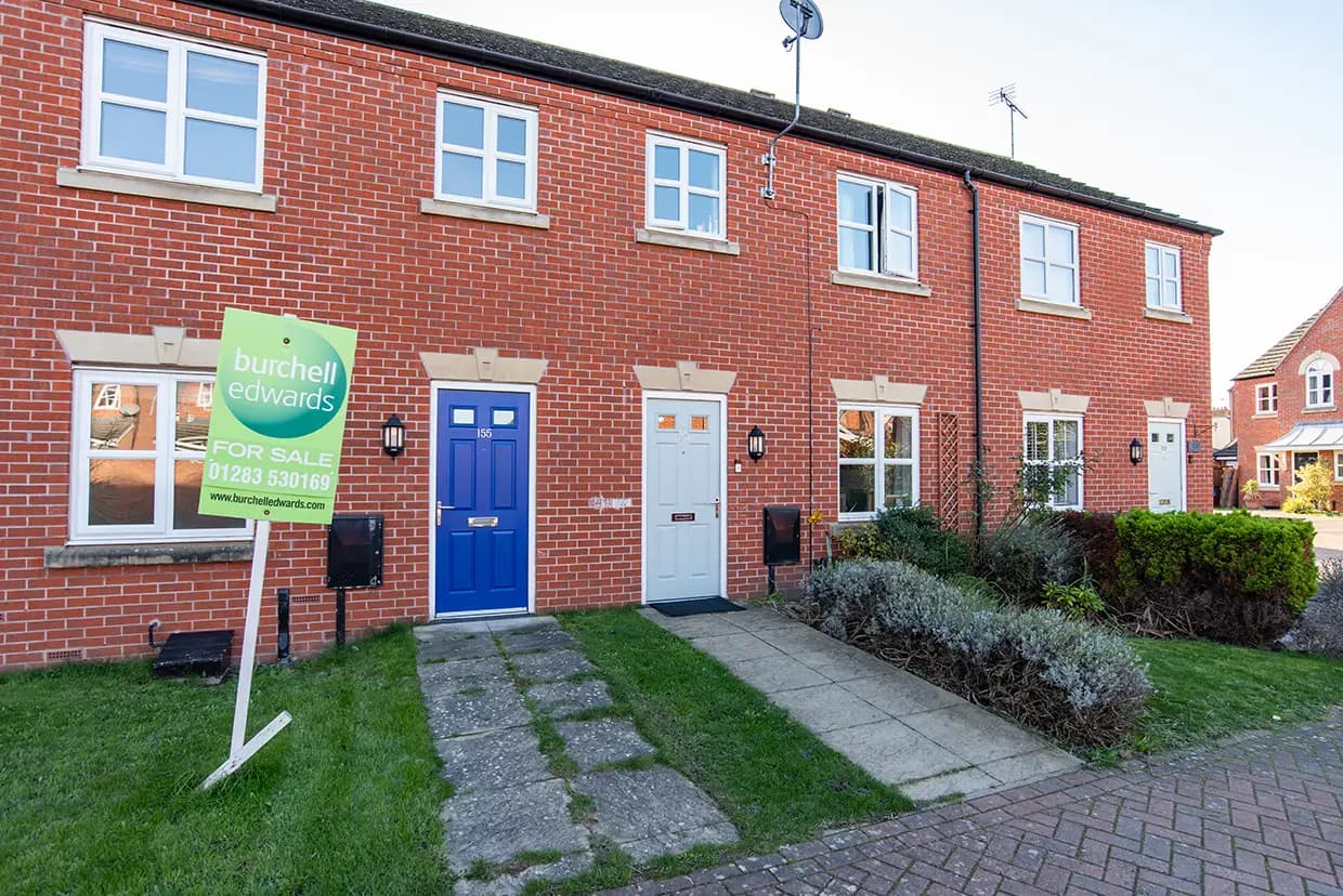 property photo 15 of 16