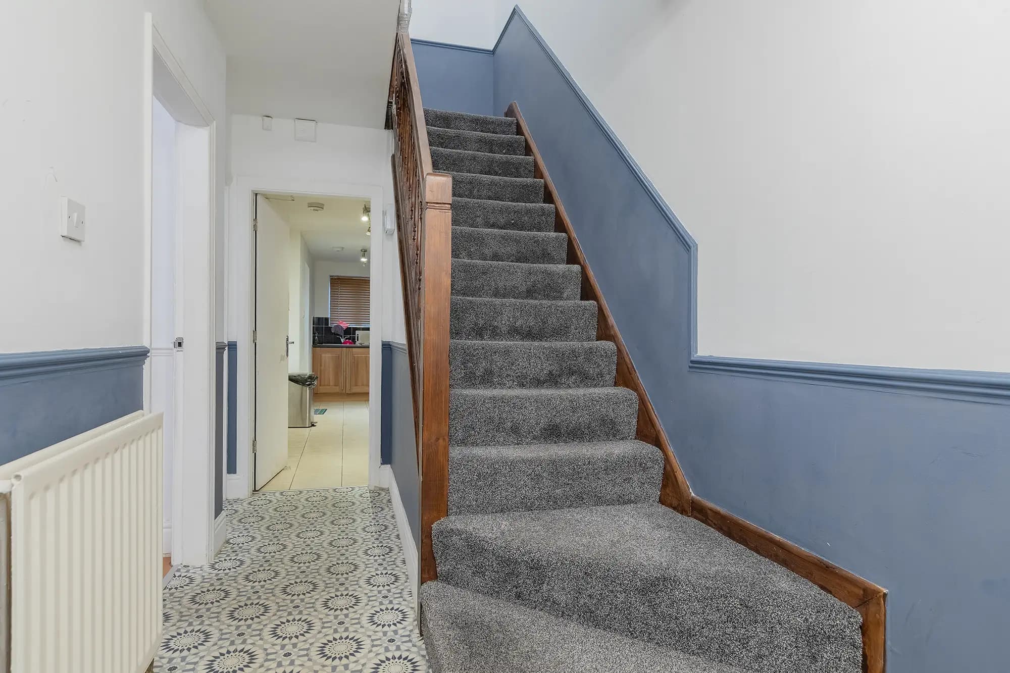 property photo 23 of 31