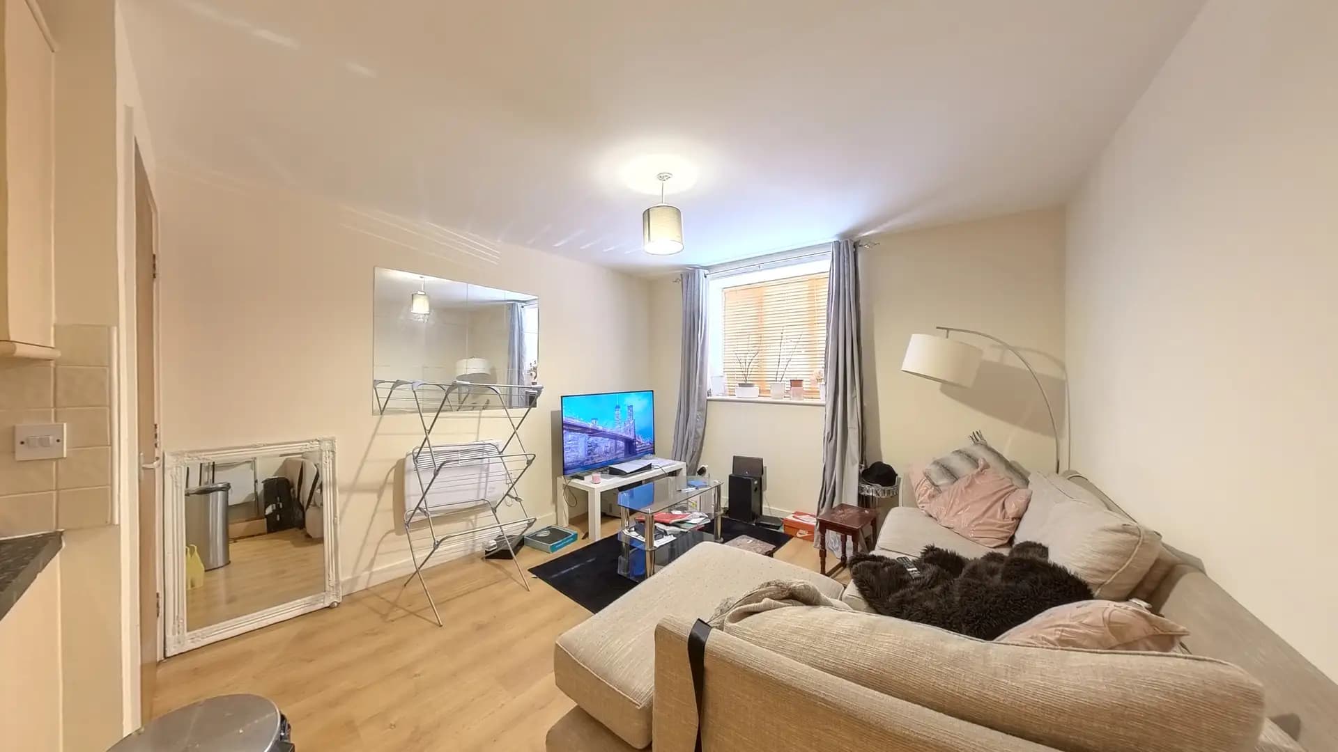 property photo 3 of 24