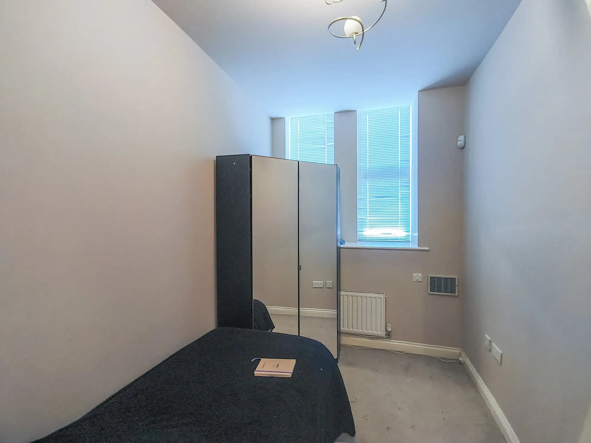 property photo 12 of 16