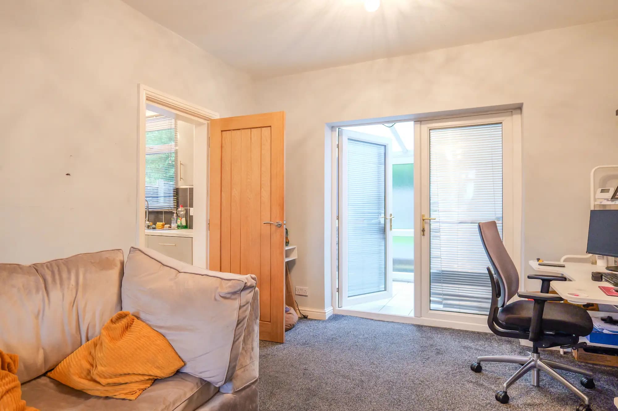 property photo 17 of 25