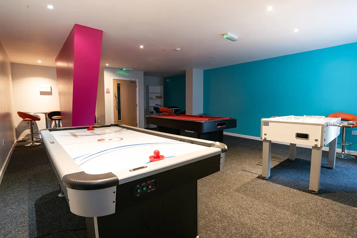 property photo 12 of 16