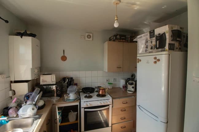 property photo 11 of 30