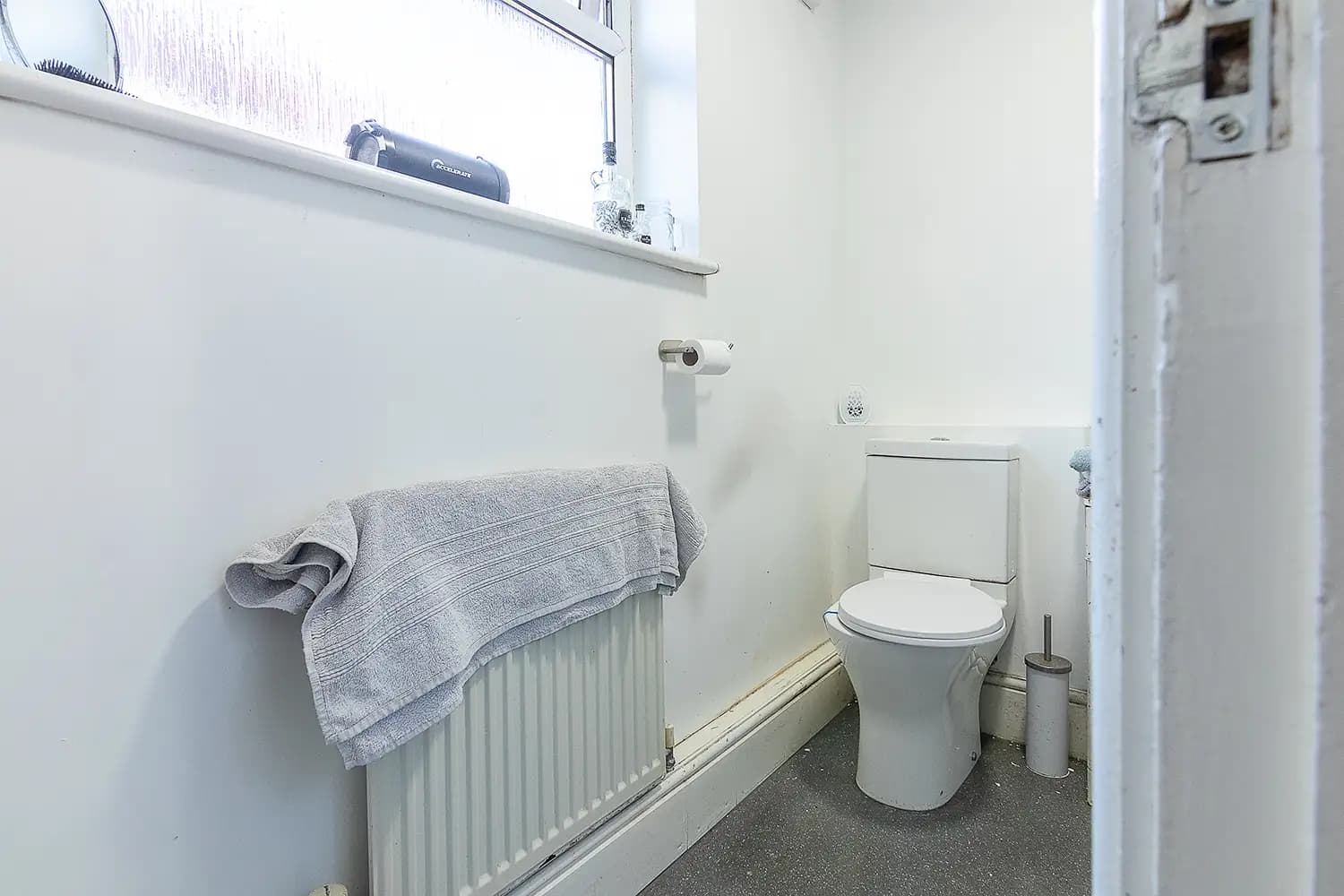property photo 12 of 31
