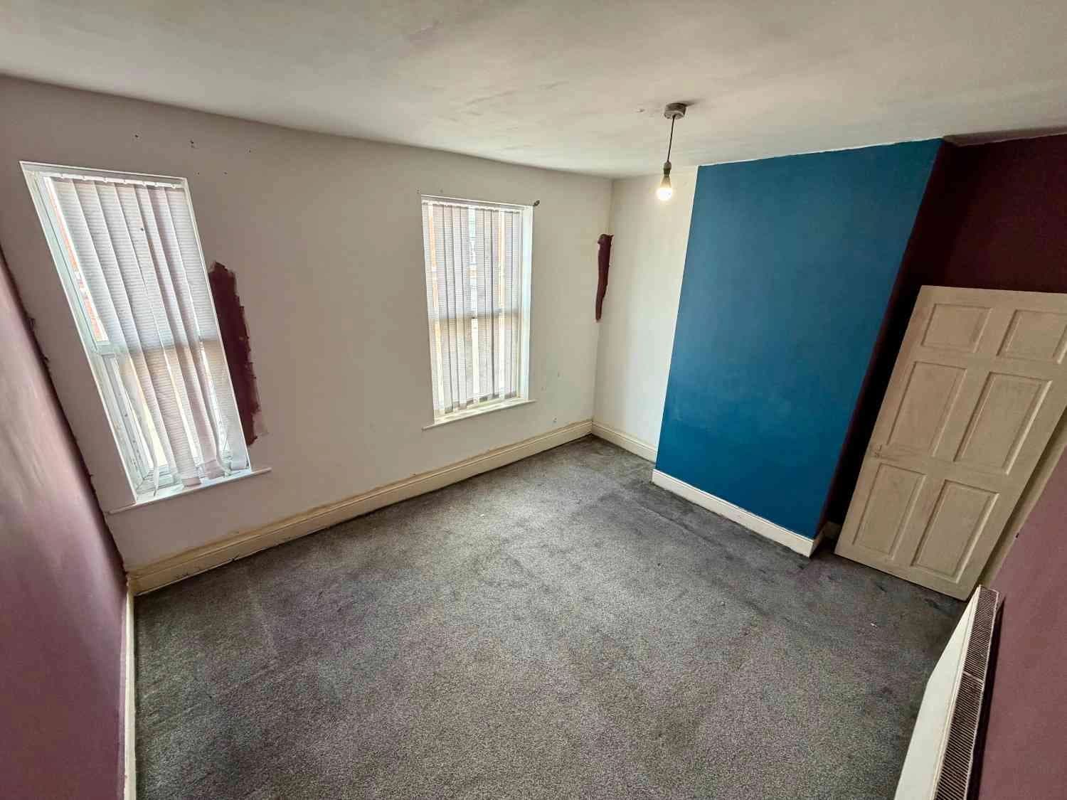 property photo 17 of 29