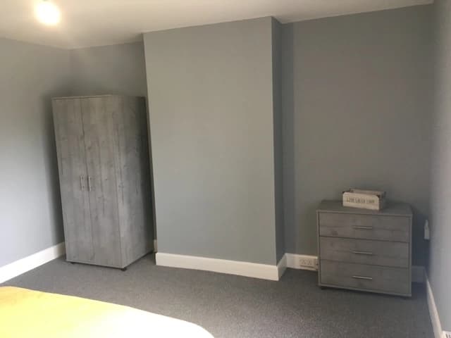 property photo 33 of 40