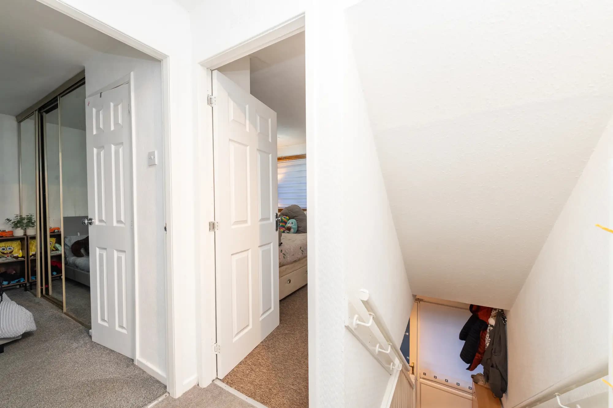 property photo 19 of 27