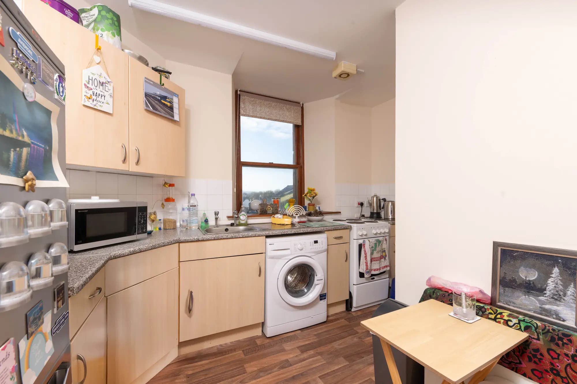 property photo 11 of 30