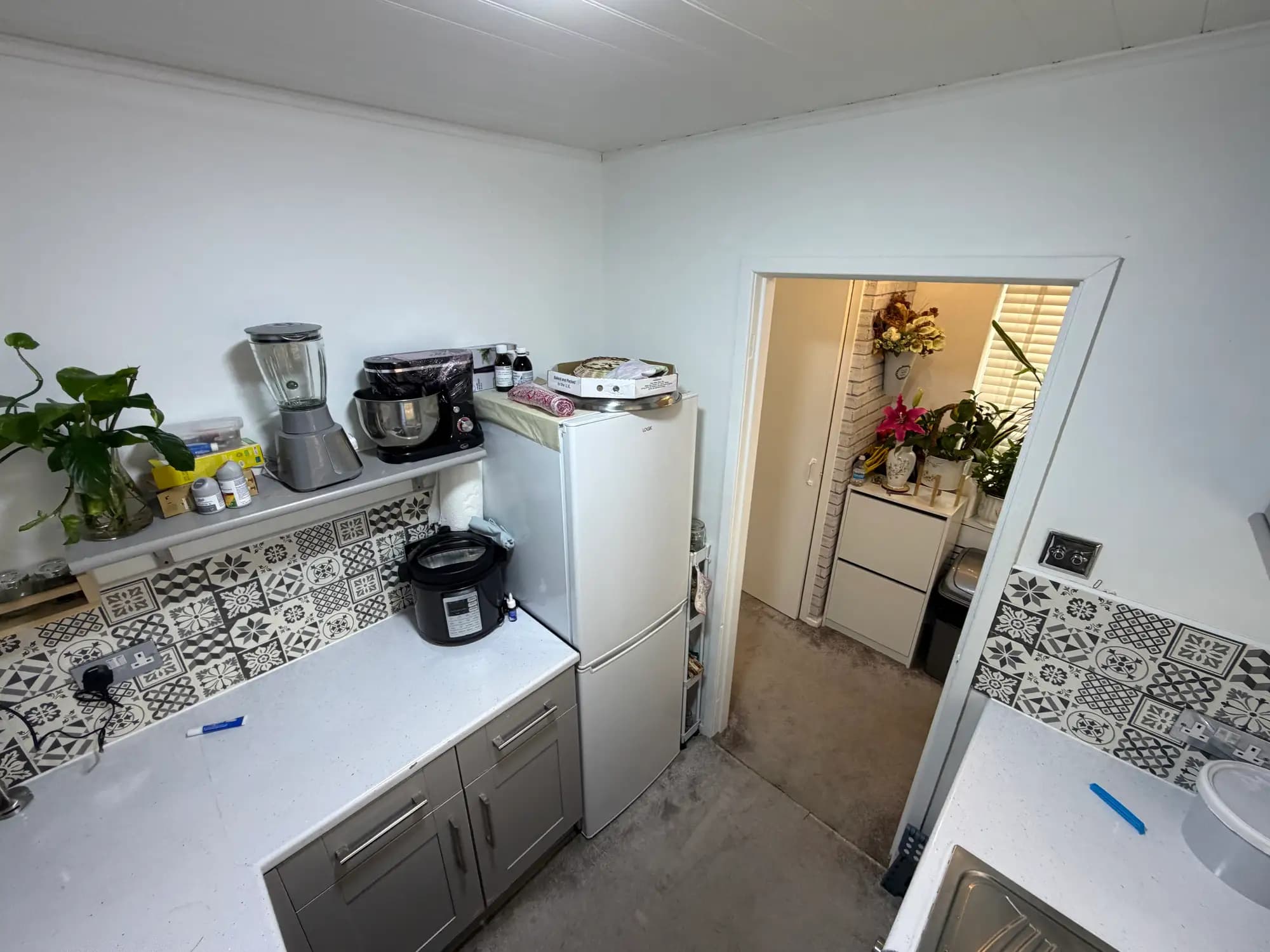 property photo 9 of 26