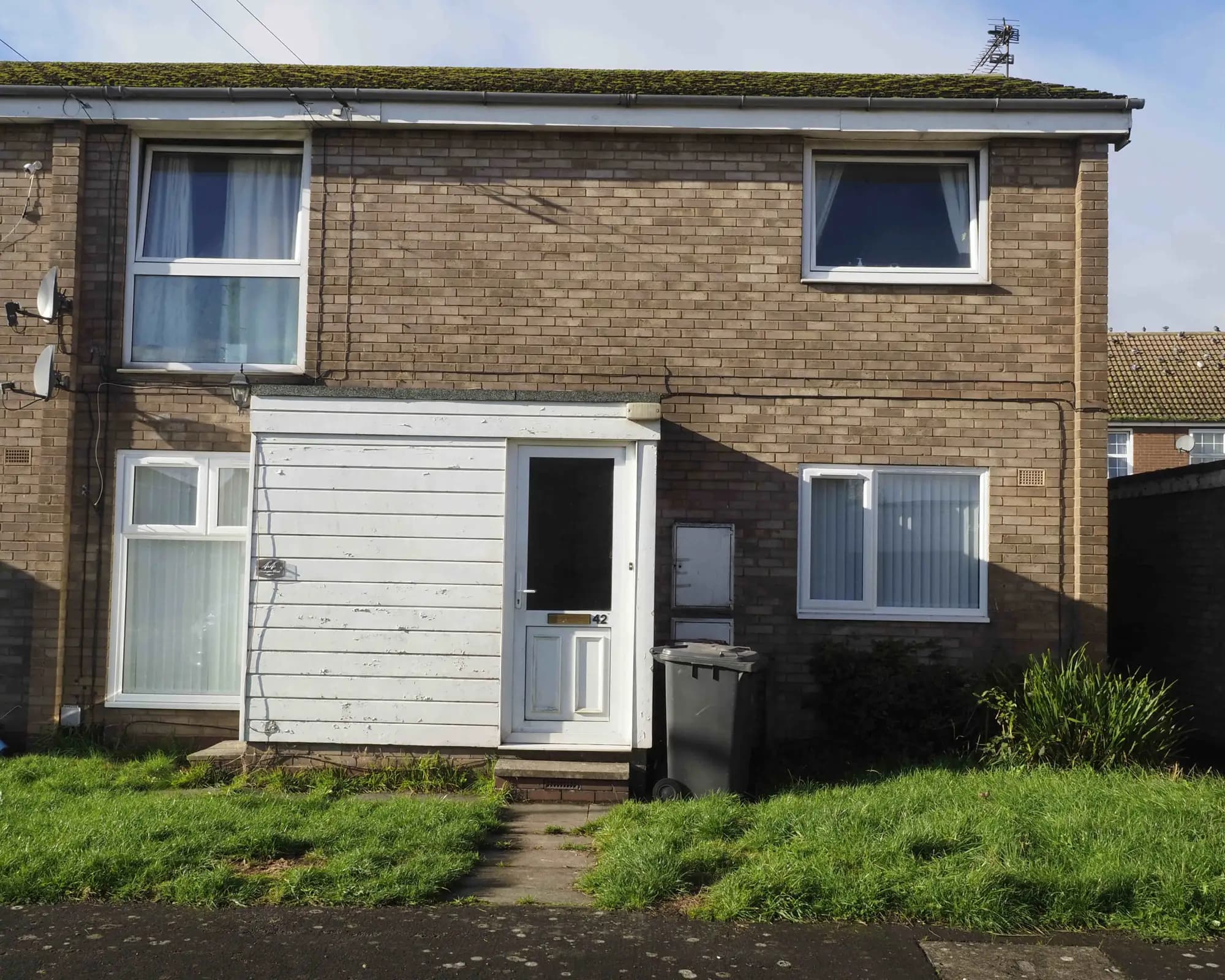 property photo 1 of 17