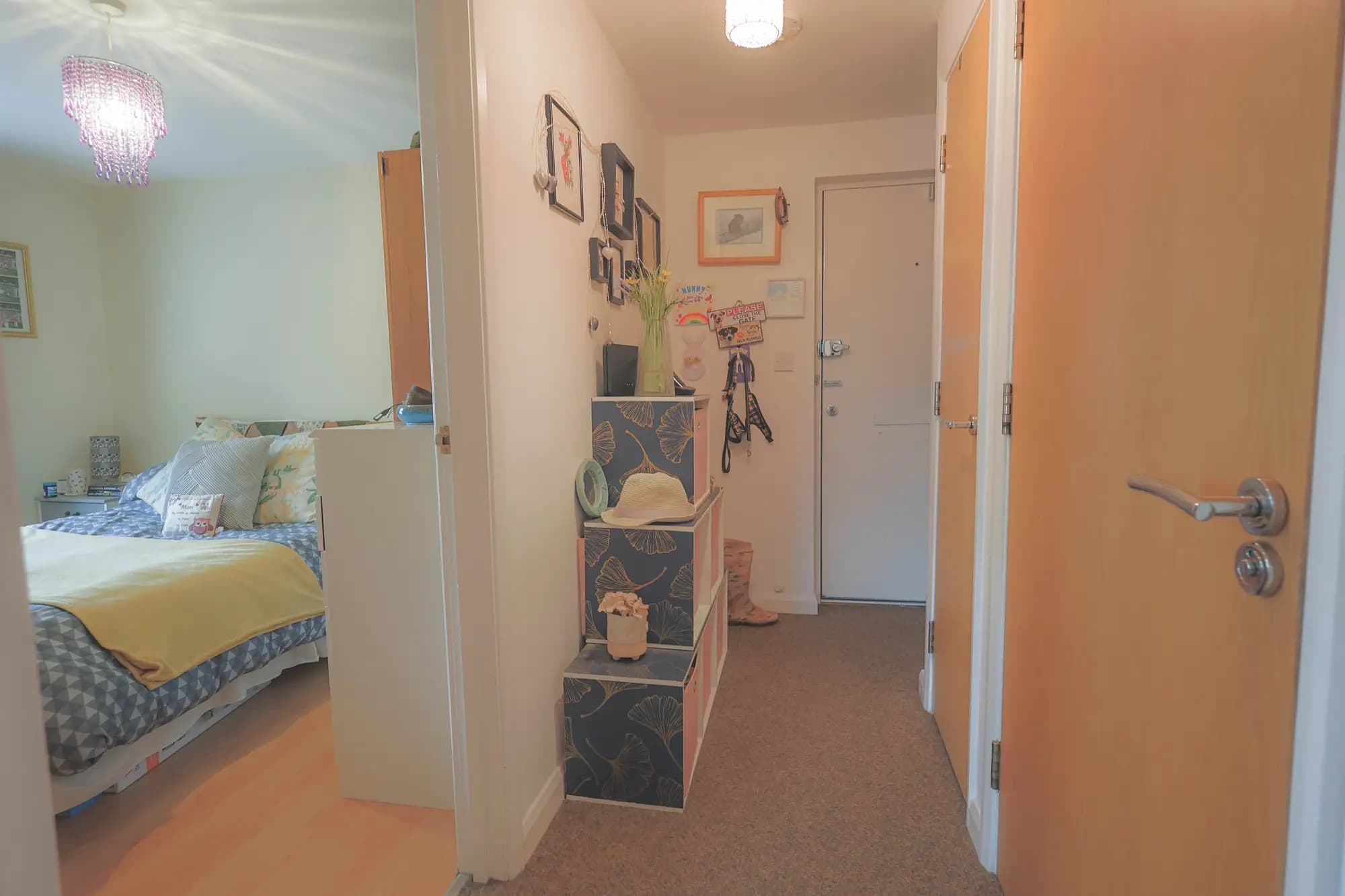 property photo 5 of 7
