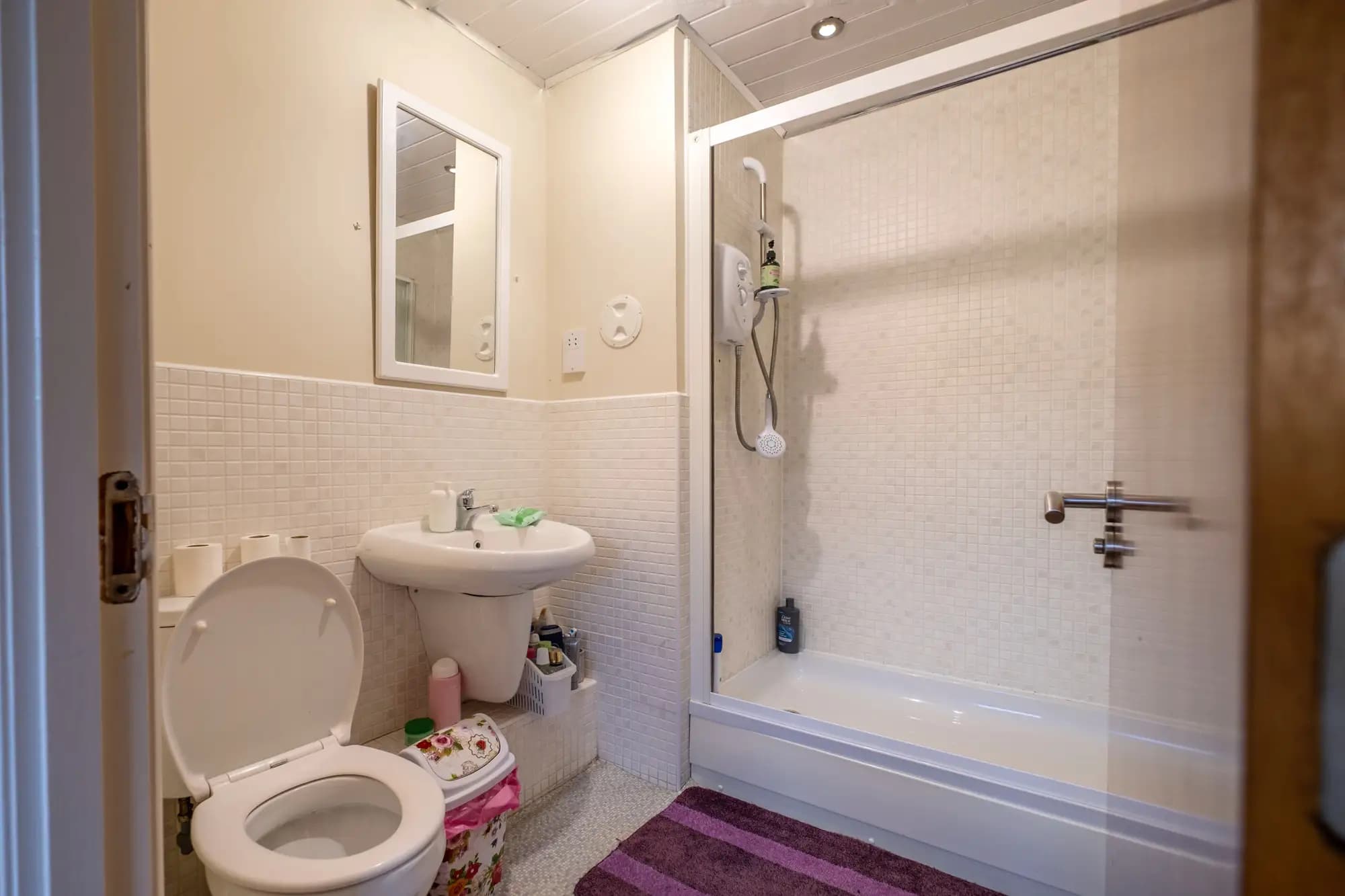 property photo 14 of 35