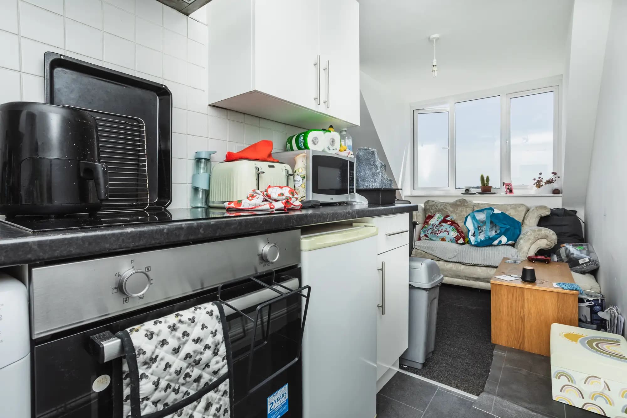 property photo 5 of 17