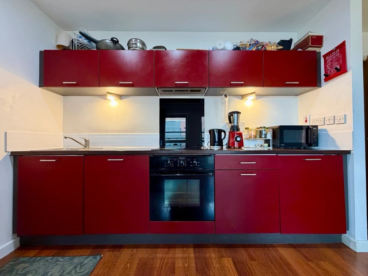 property photo 5 of 18