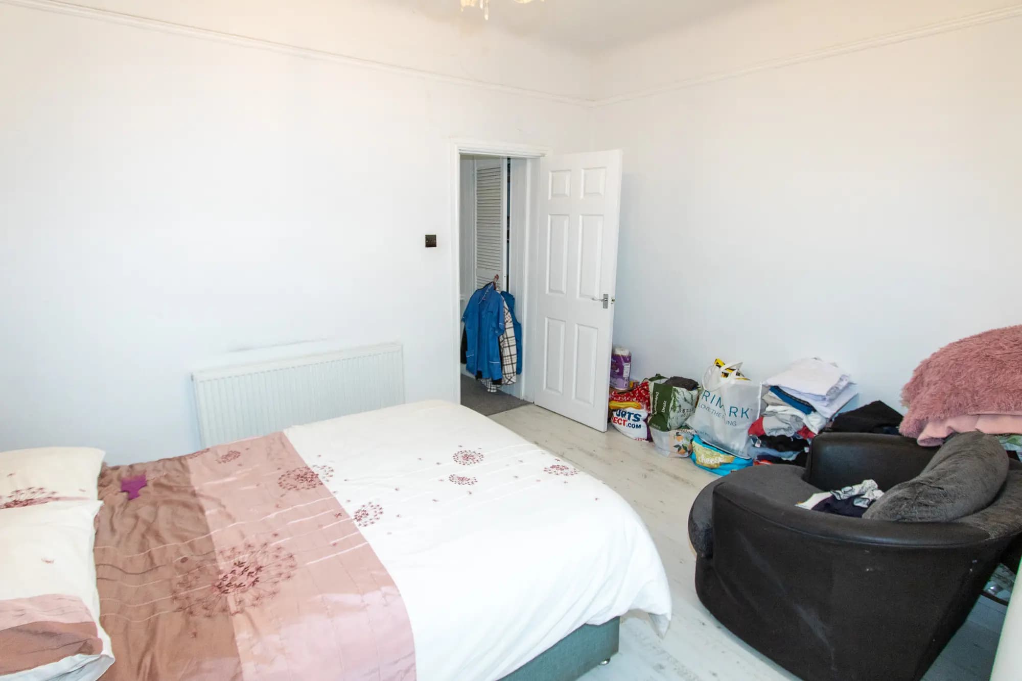property photo 18 of 25