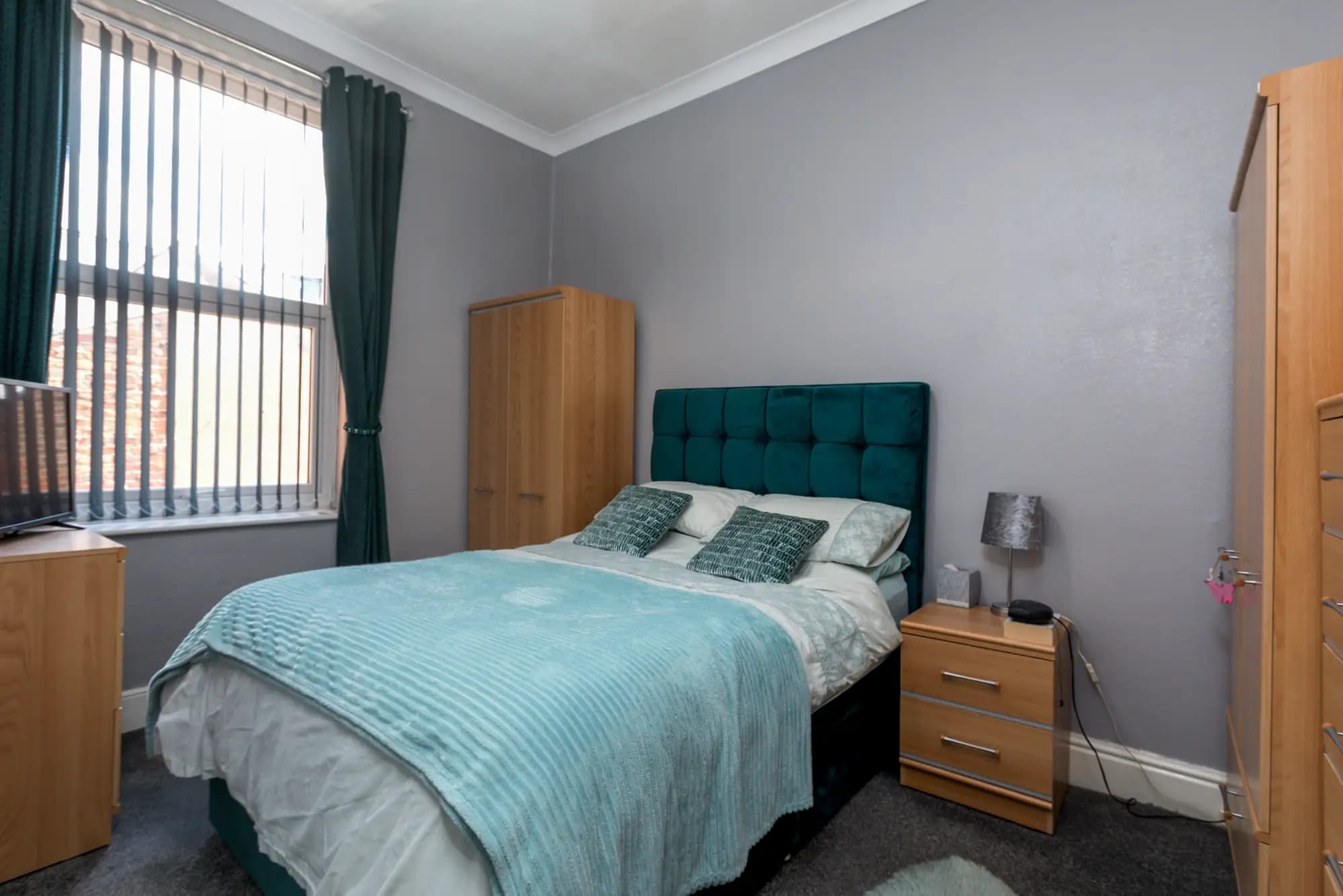 property photo 17 of 26