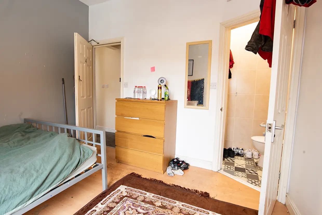 property photo 33 of 40