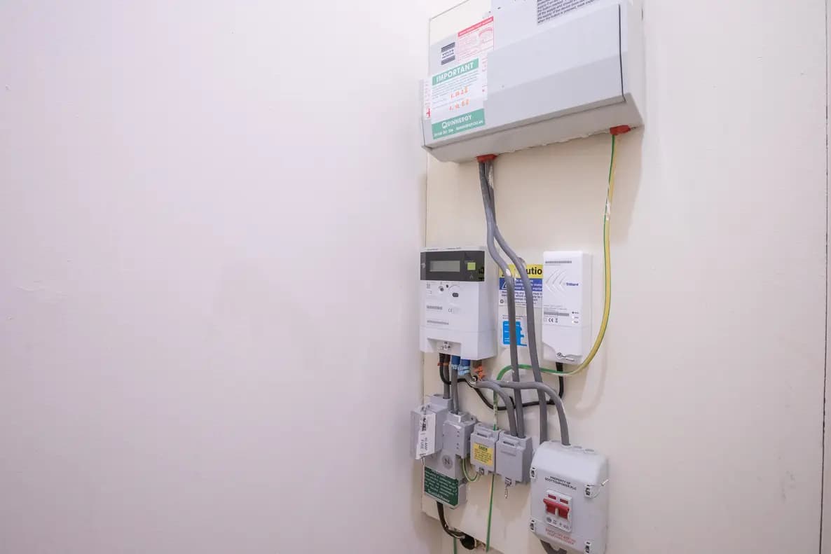 property photo 15 of 18