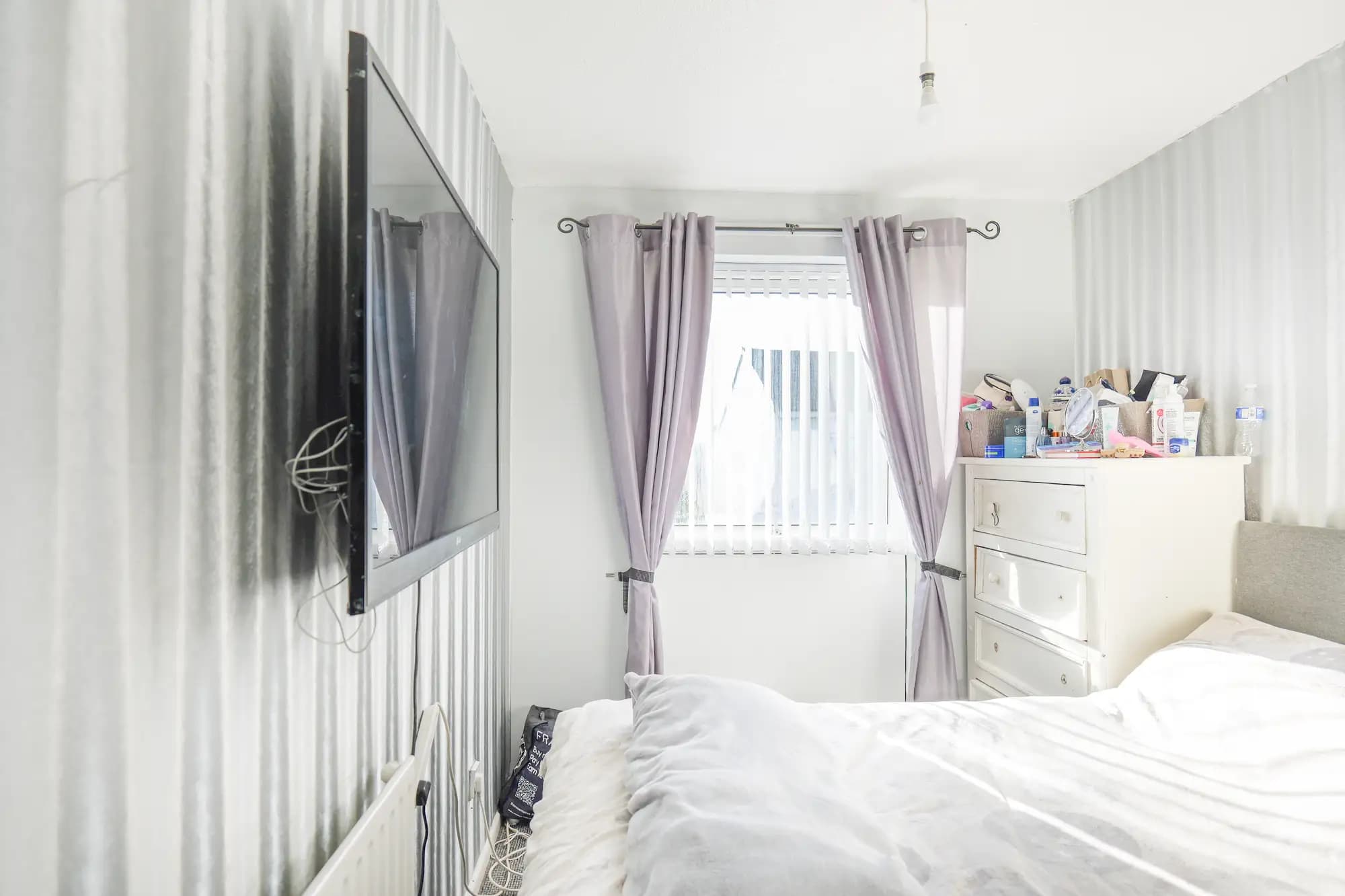 property photo 13 of 30