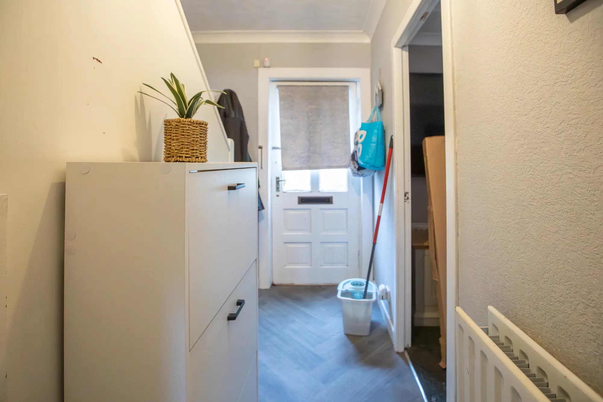 property photo 13 of 30