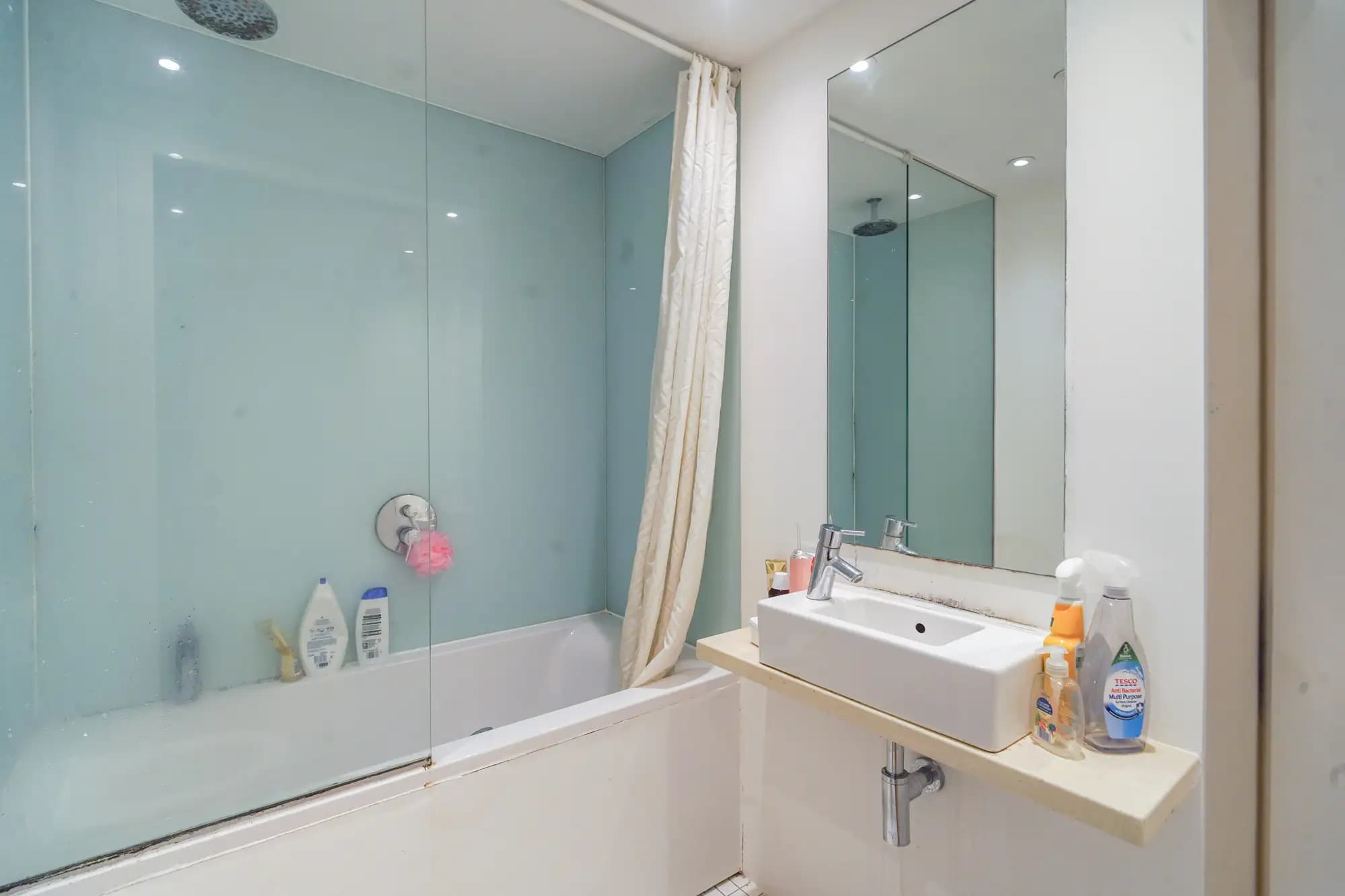 property photo 5 of 16