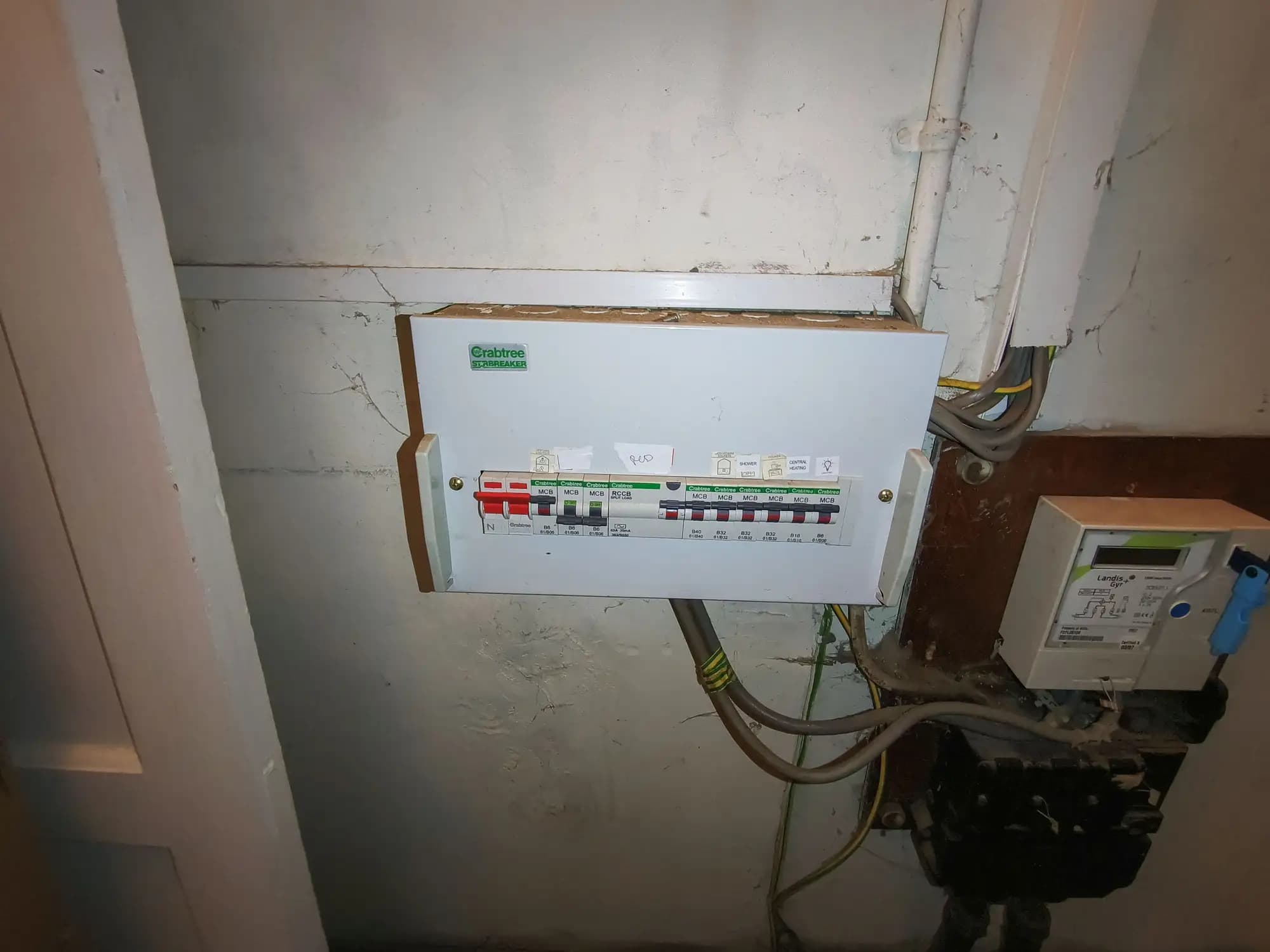 property photo 14 of 25