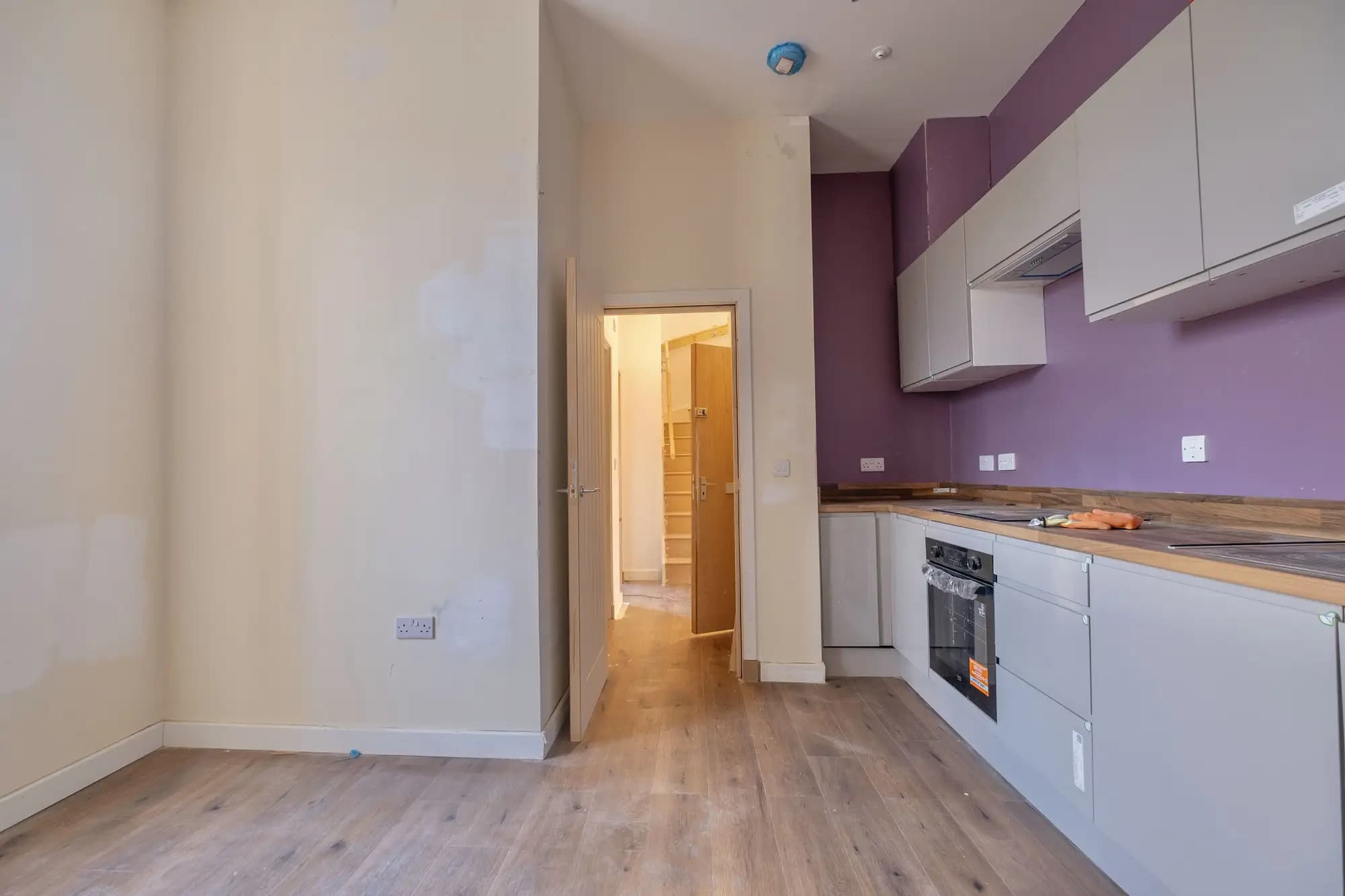 property photo 5 of 13