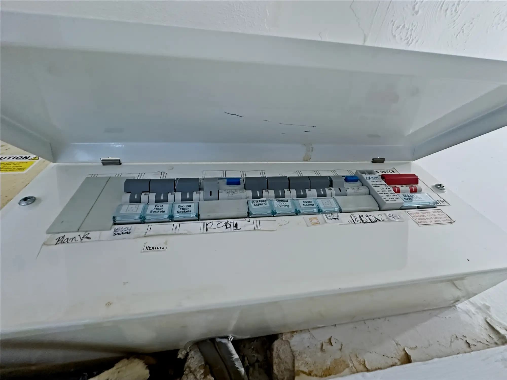 property photo 15 of 24